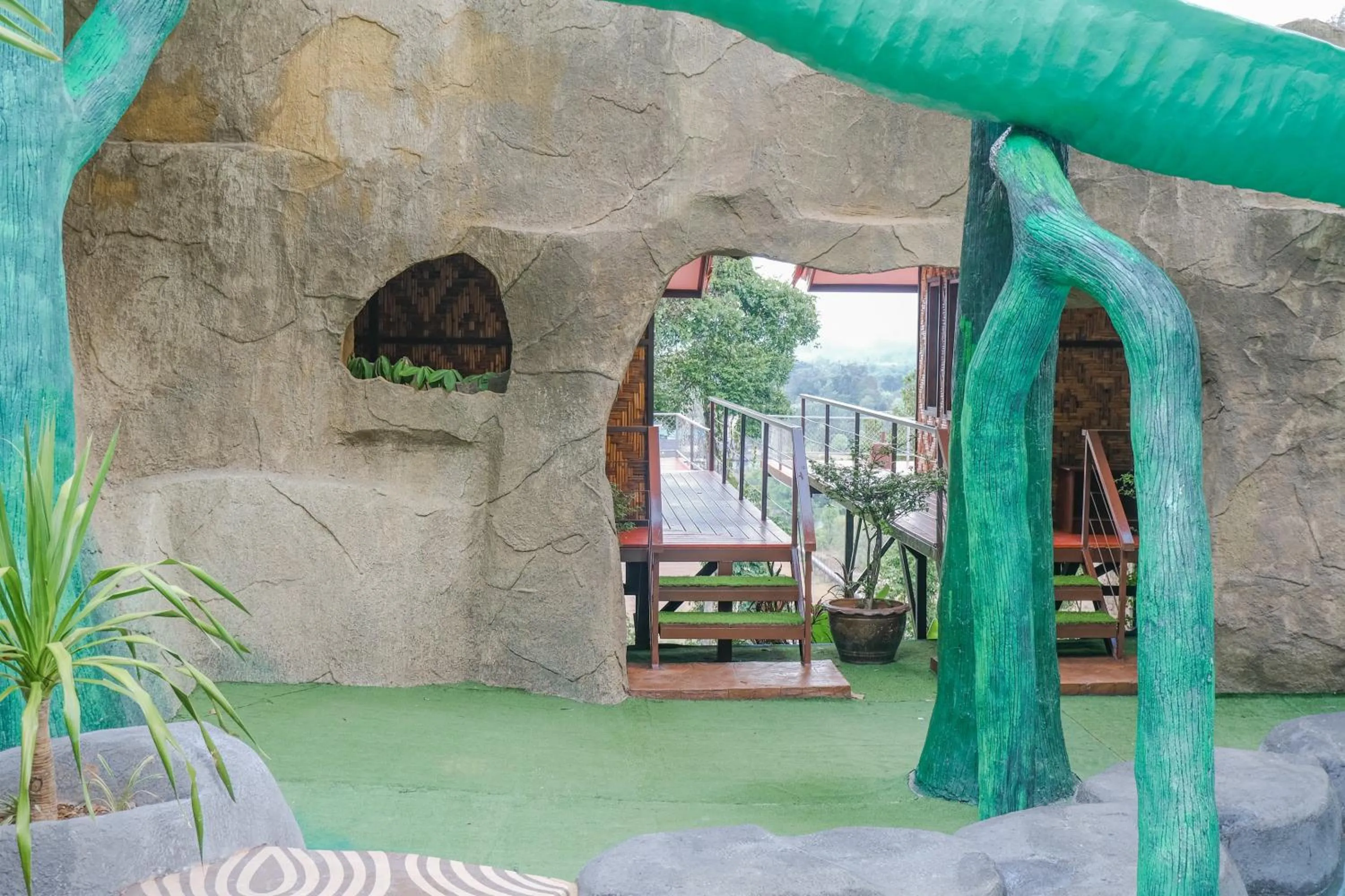 Guests in Bangmara Hill