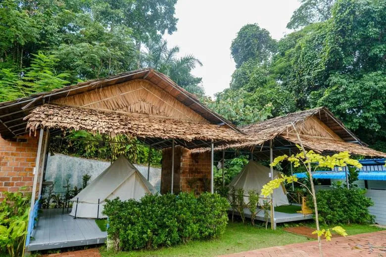 Guests in Bangmara Hill