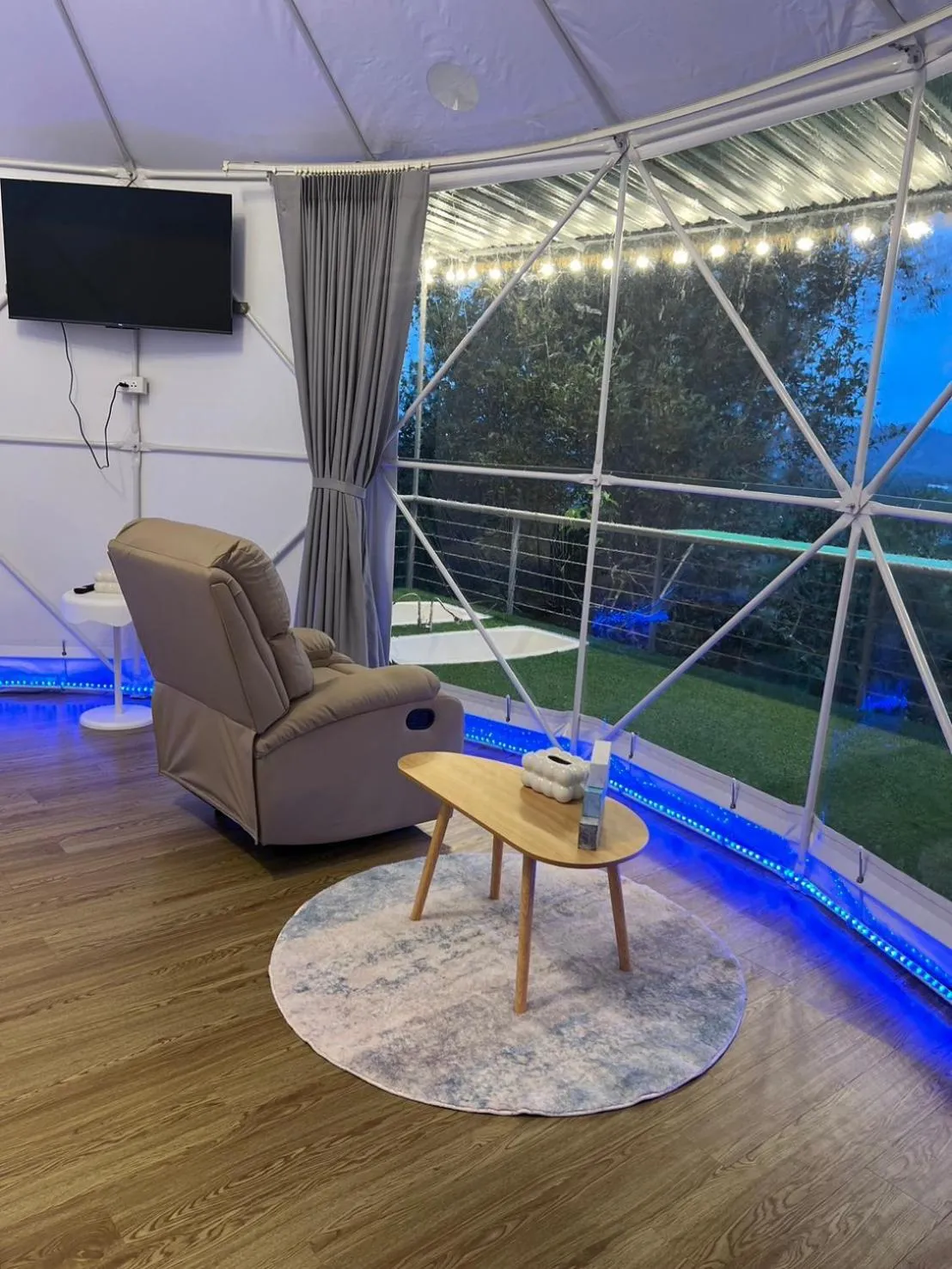 TV and multimedia in Bangmara Hill