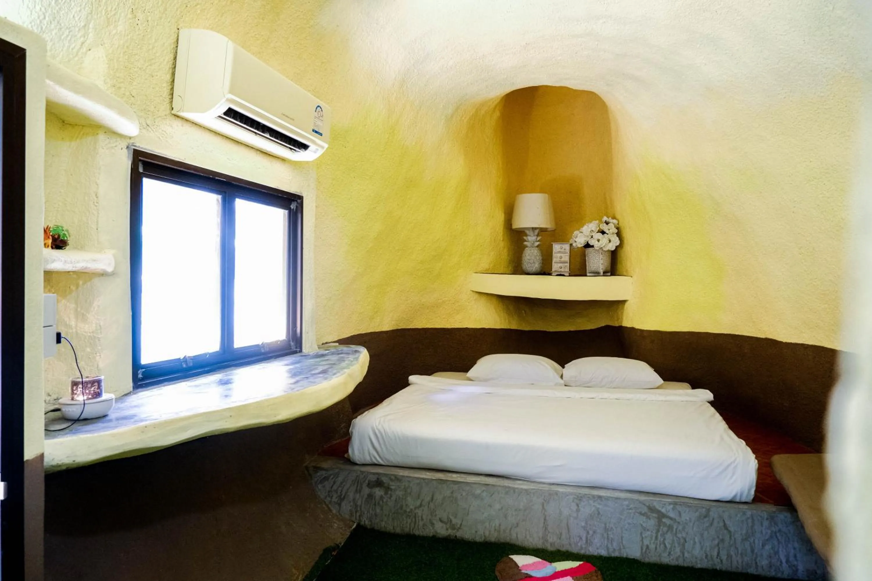 Bedroom, Bed in Bangmara Hill