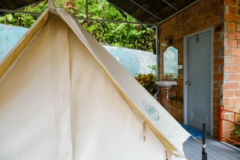 Guests in Bangmara Hill