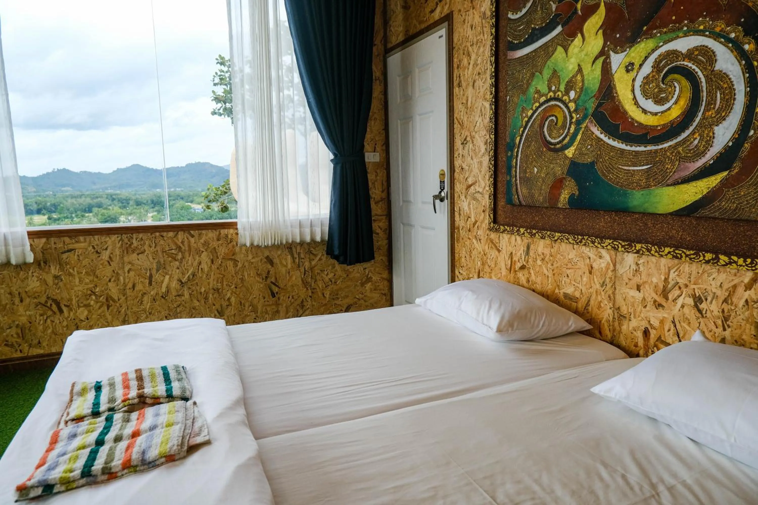 Bedroom, Bed in Bangmara Hill