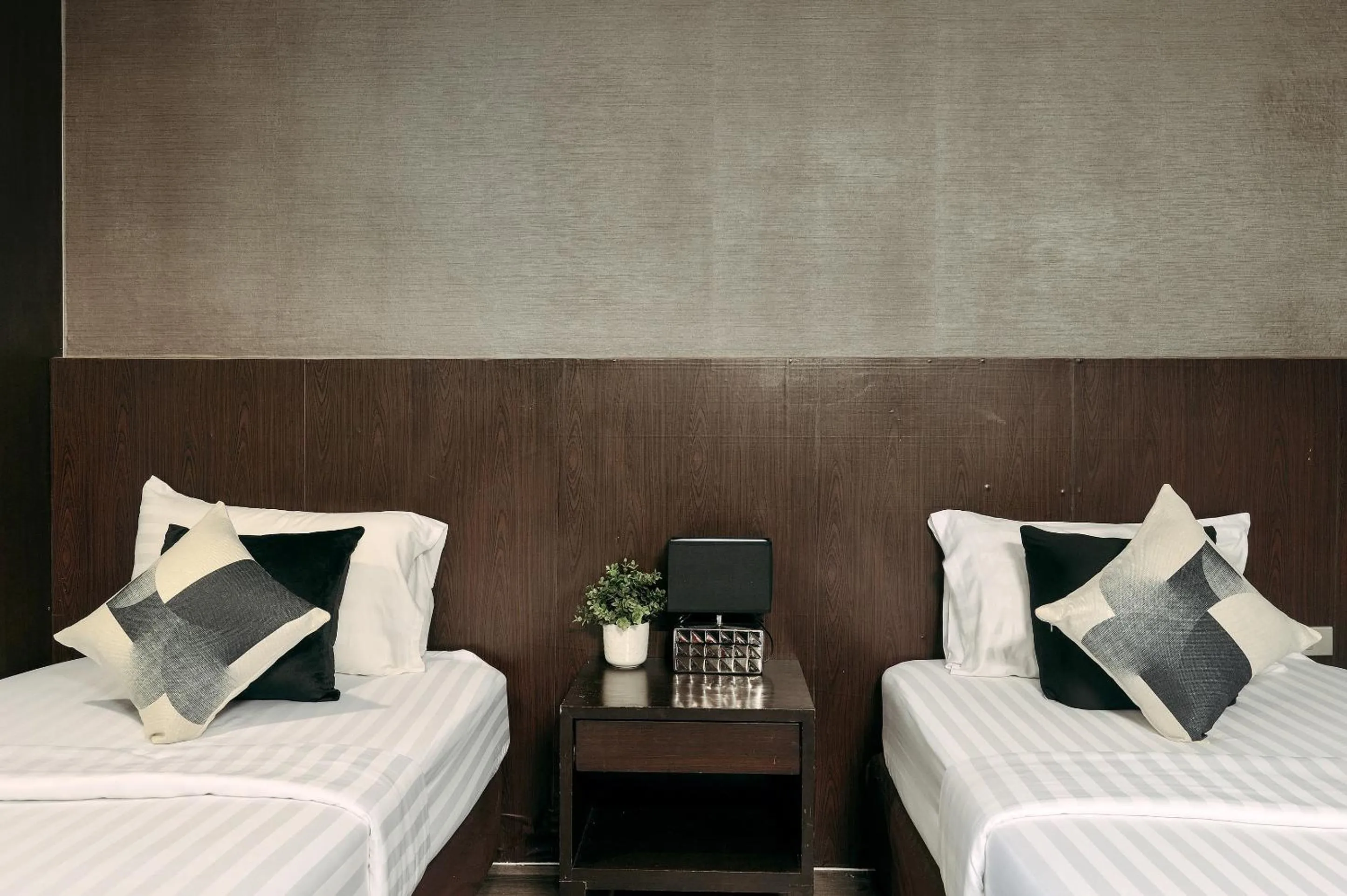 Bed in Tori crown hotel