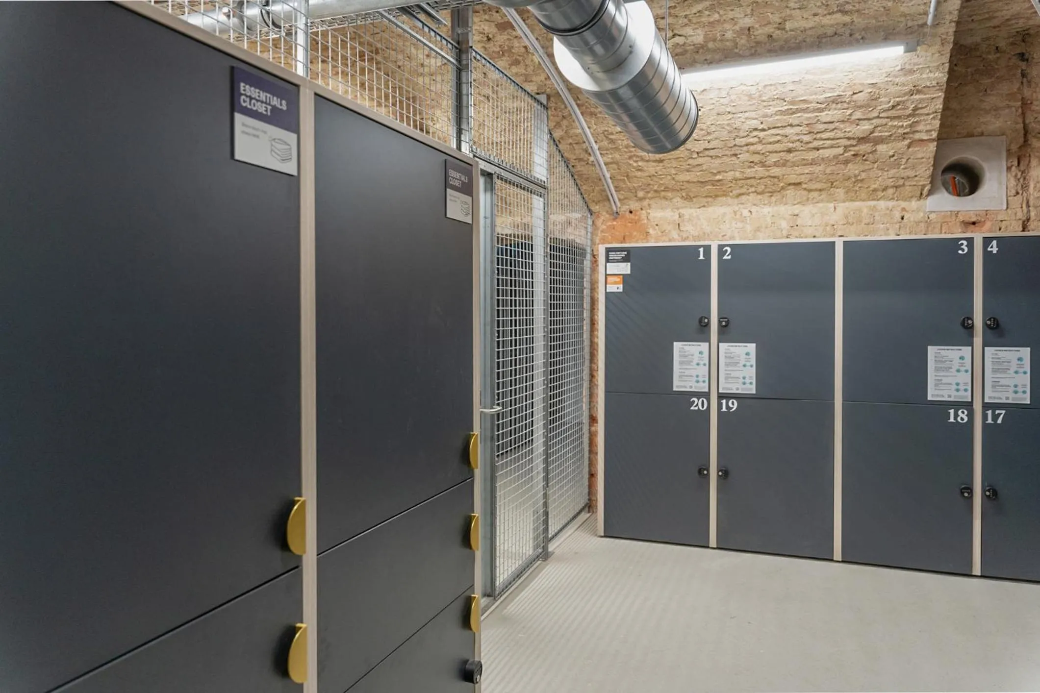 microwave in Numa Vienna Terra