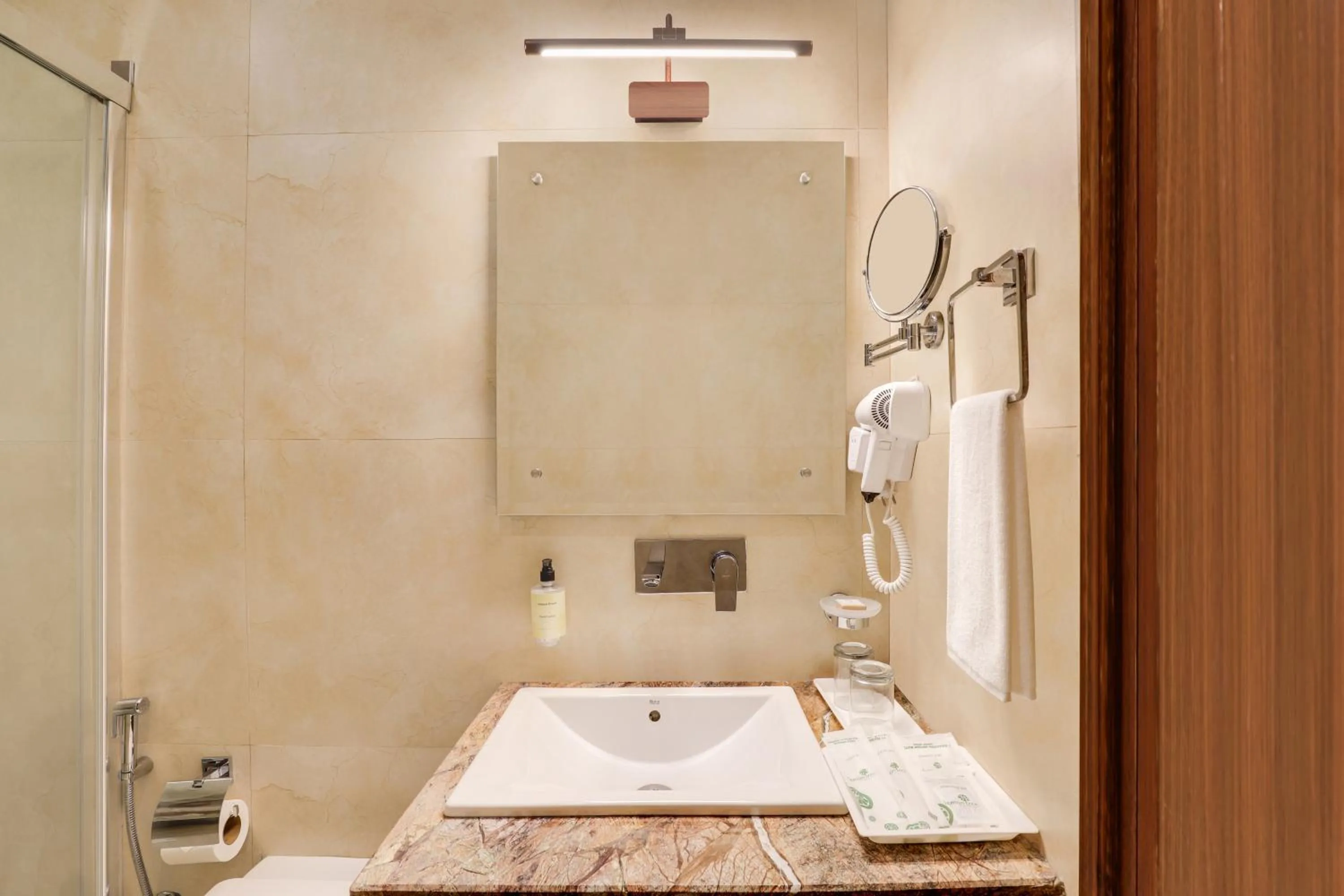 Bathroom in Lemon Tree Hotel, Mcleodganj