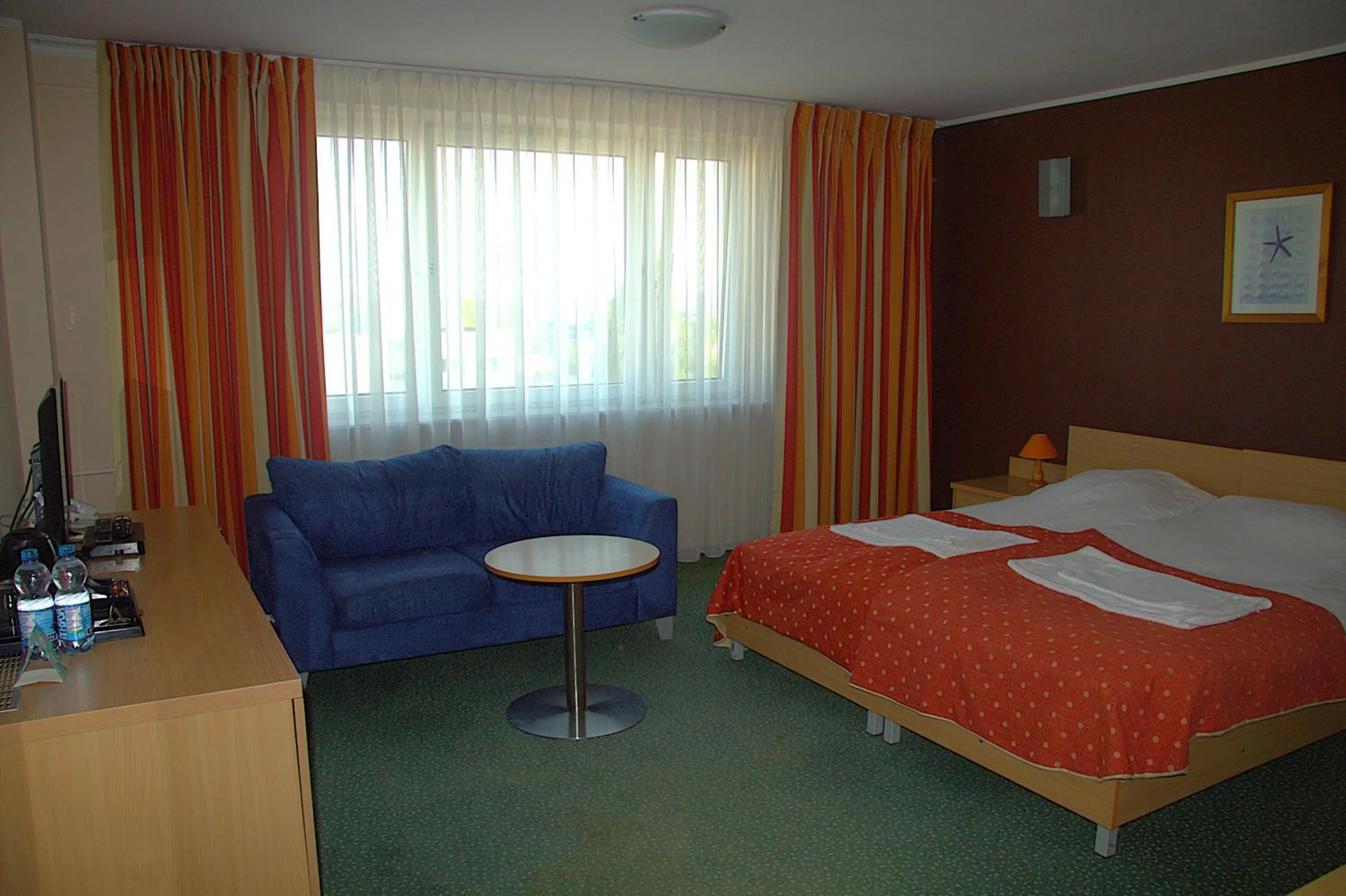 Photo of the whole room, Bed in Hotel Wilanów