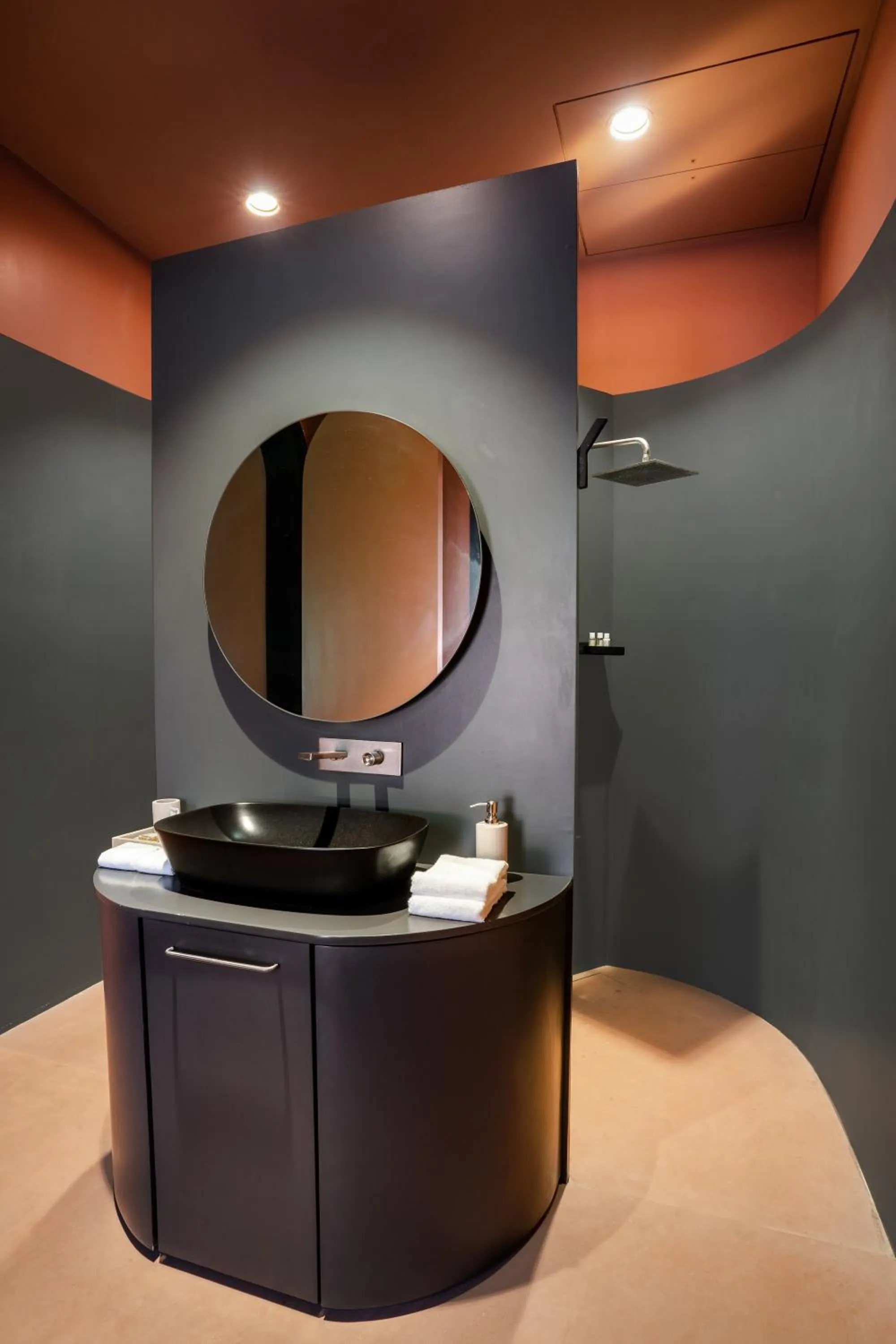 Bathroom in LohonoStays Villa CasaDel