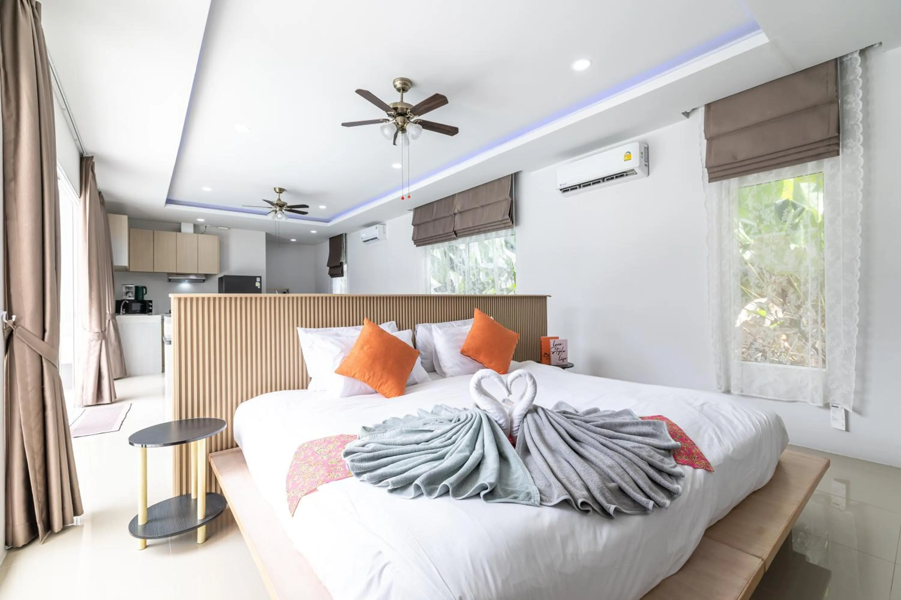 Bed in Andaman Sea Best Pool Access and Villas