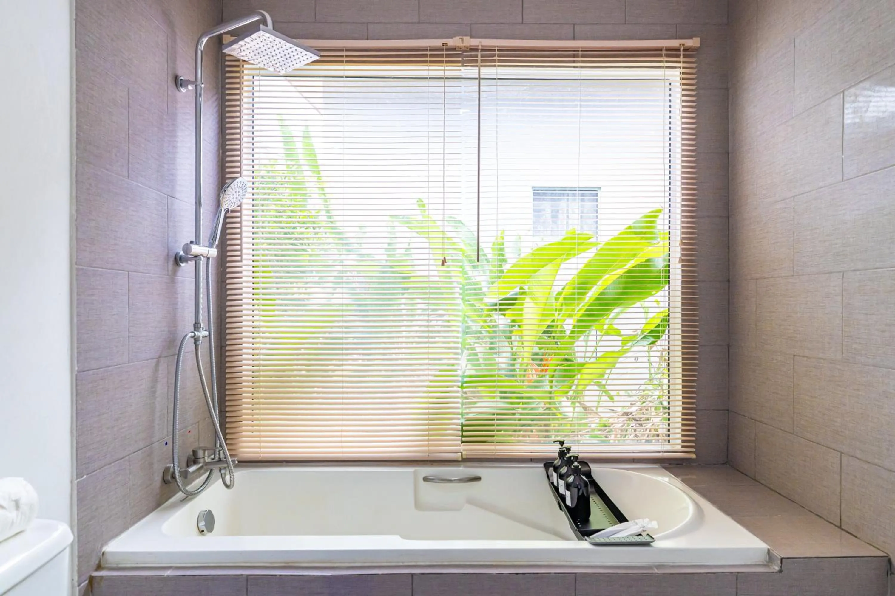 Shower in Andaman Sea Best Pool Access and Villas