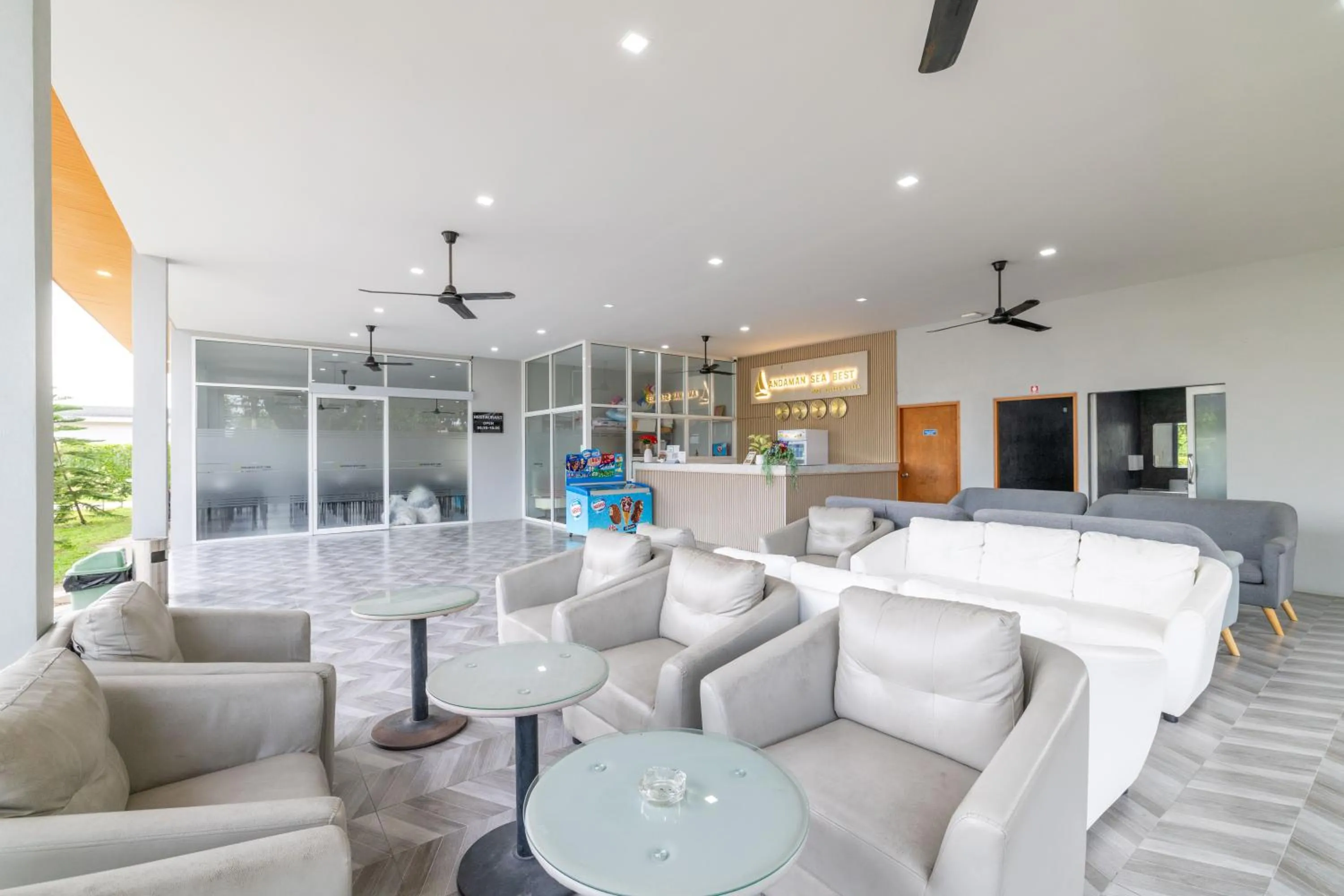 Communal lounge/ TV room in Andaman Sea Best Pool Access and Villas