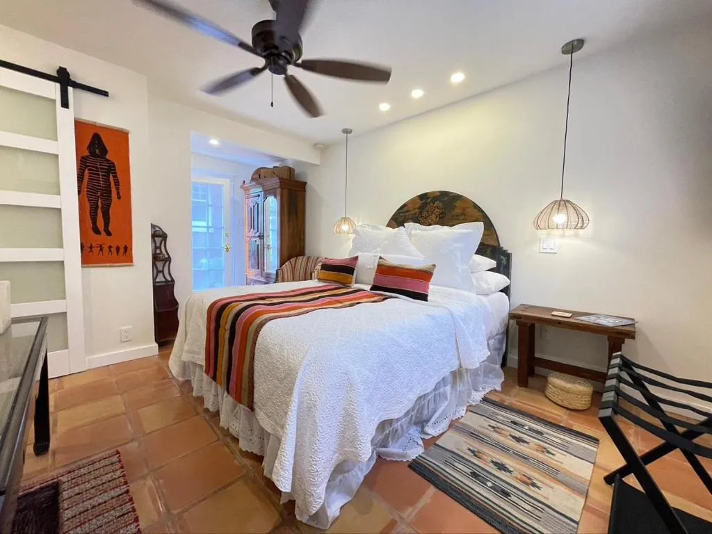 Deluxe Queen Room in Casa Culinaria - The Gourmet Inn