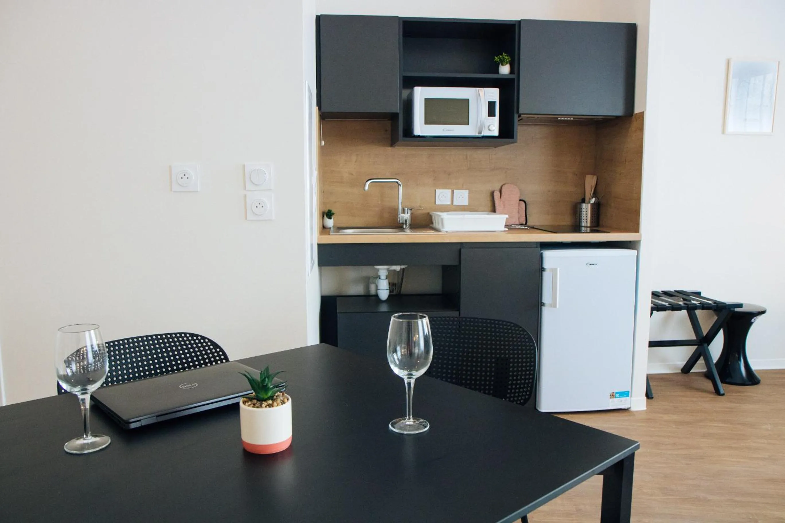 Kitchen or kitchenette in Twenty Business Flats Béziers