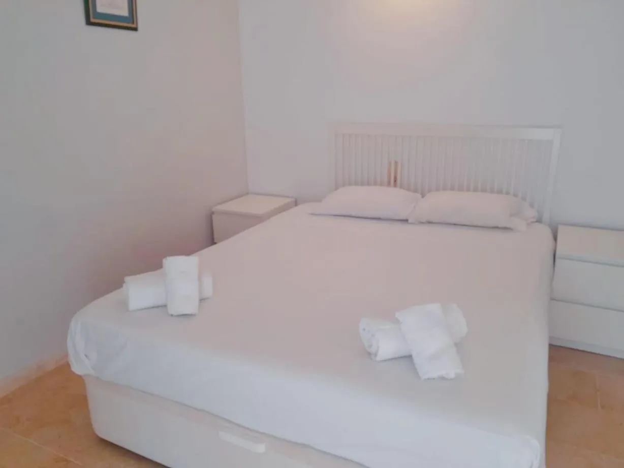 Bedroom in Las torres Alquilevante