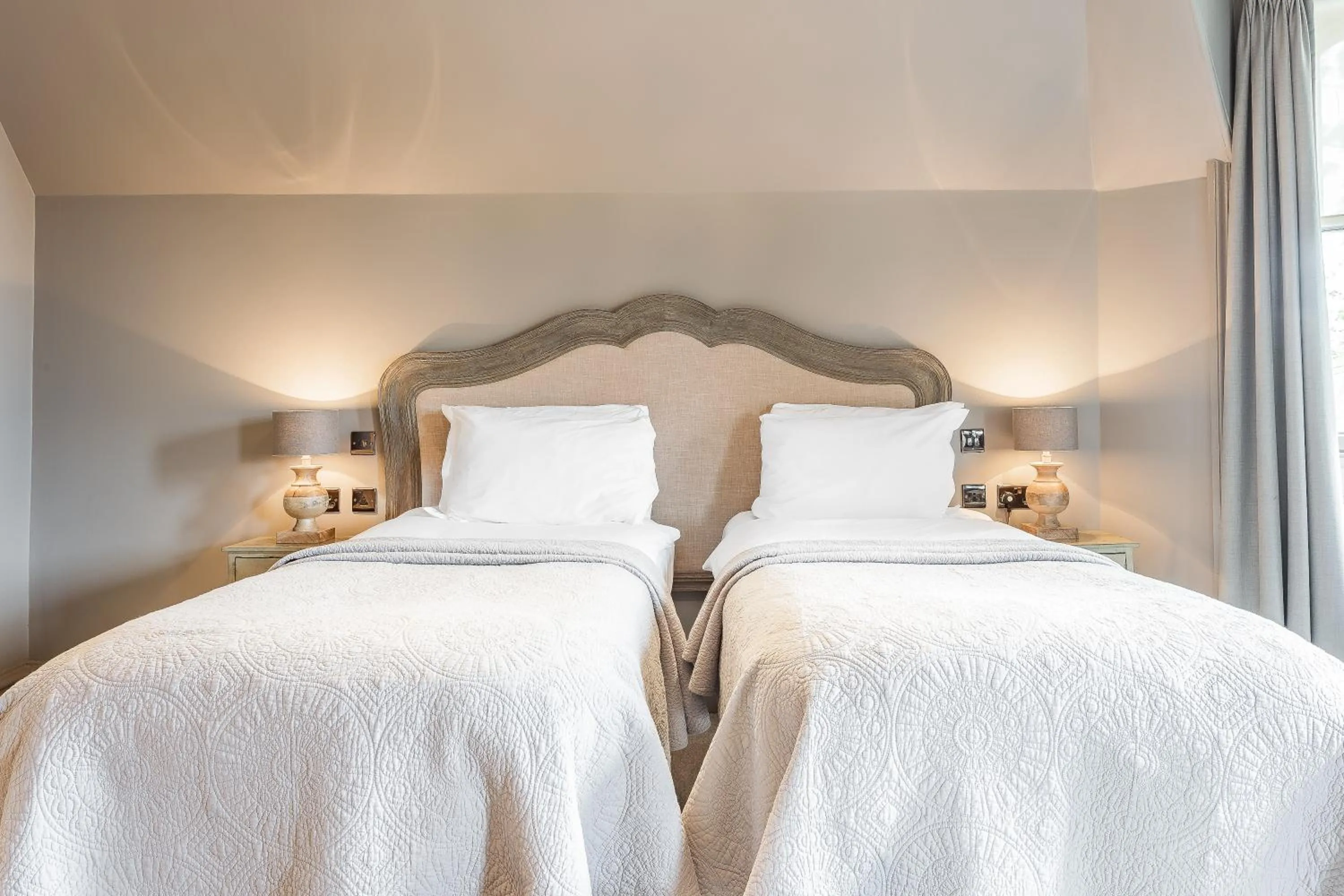 Bedroom, Bed in Murrayfield Hotel