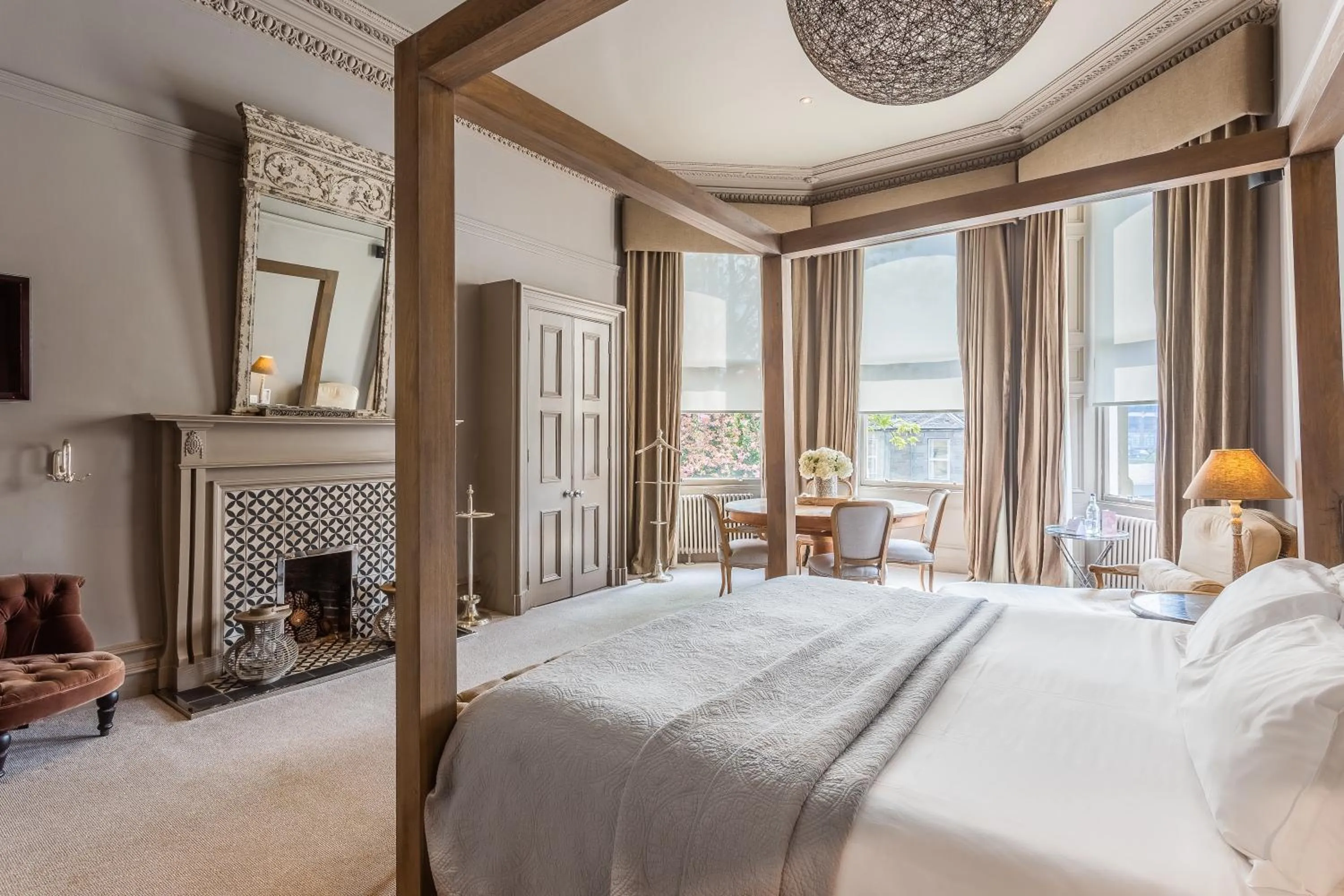 Photo of the whole room, Bed in Murrayfield Hotel