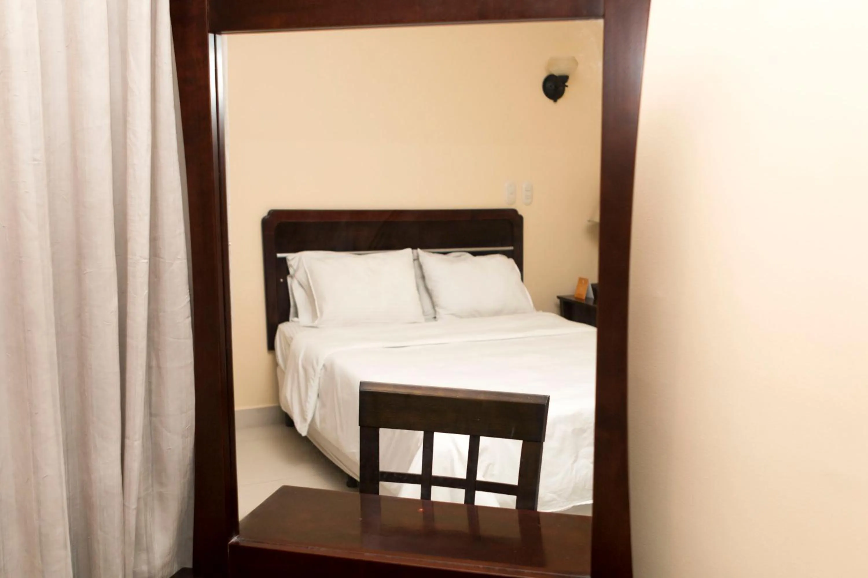 Bedroom, Bed in Hotel Novo