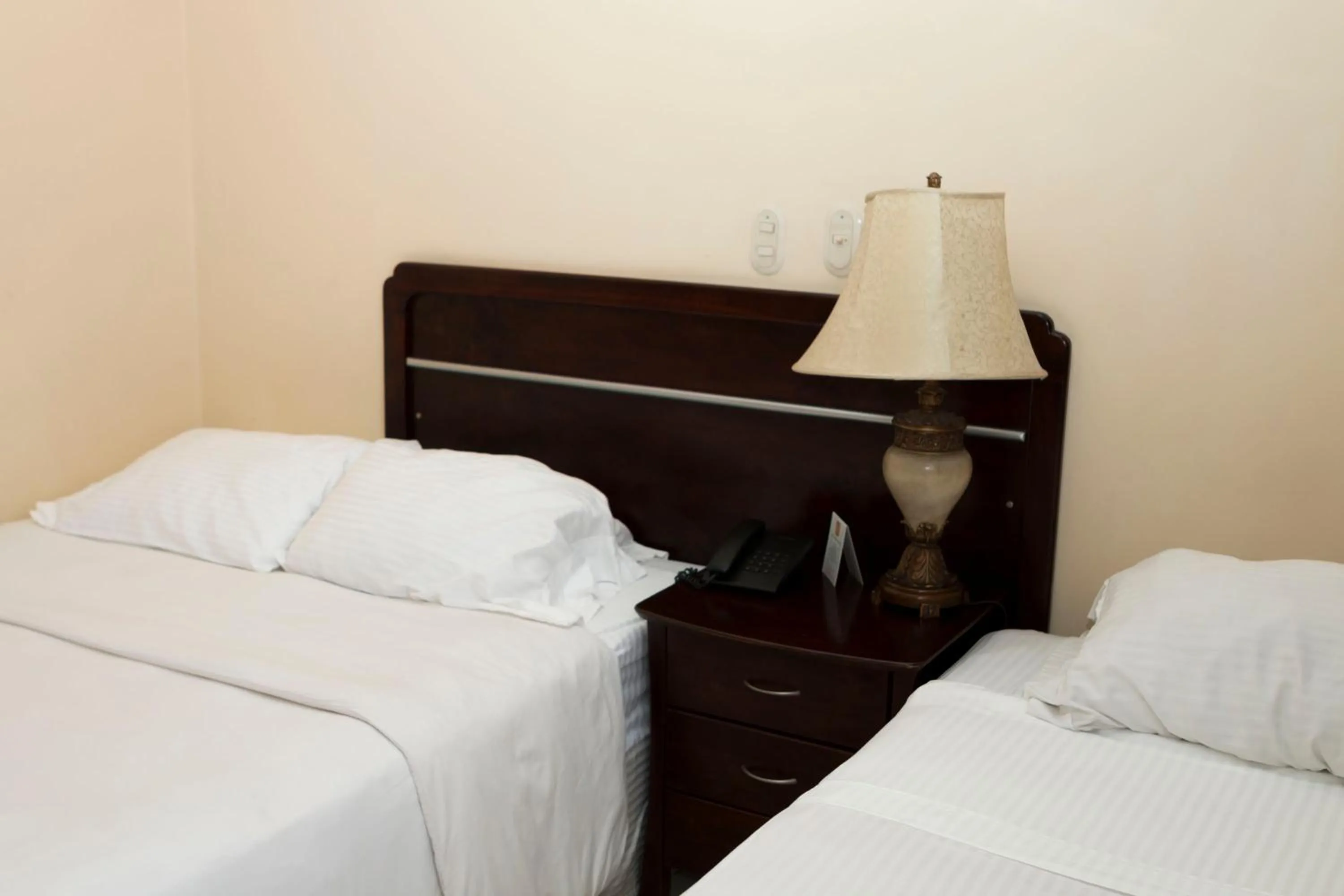 Bedroom, Bed in Hotel Novo