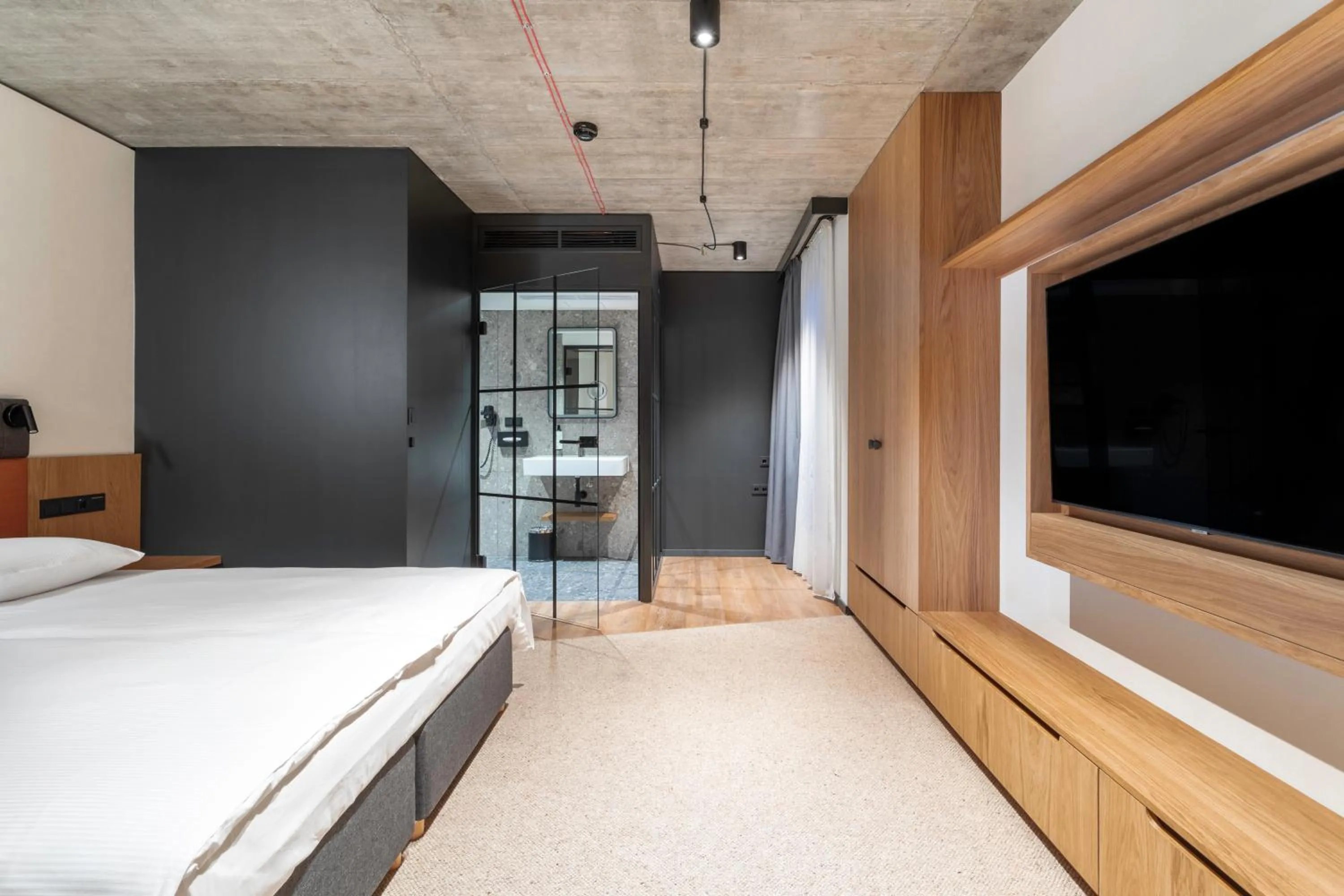 Bed in Qubus Hotel Katowice