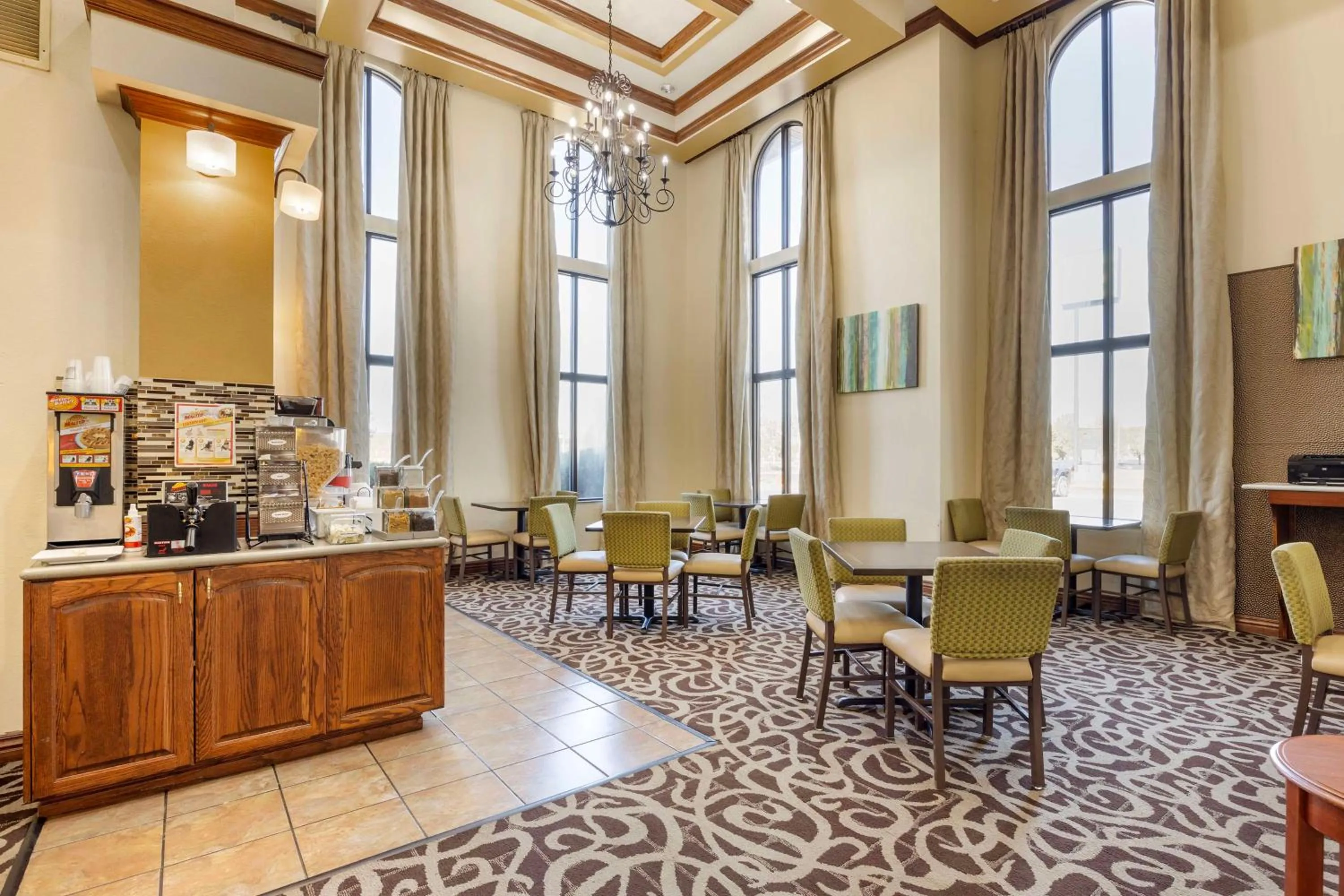 Breakfast in Best Western Plus Sikeston