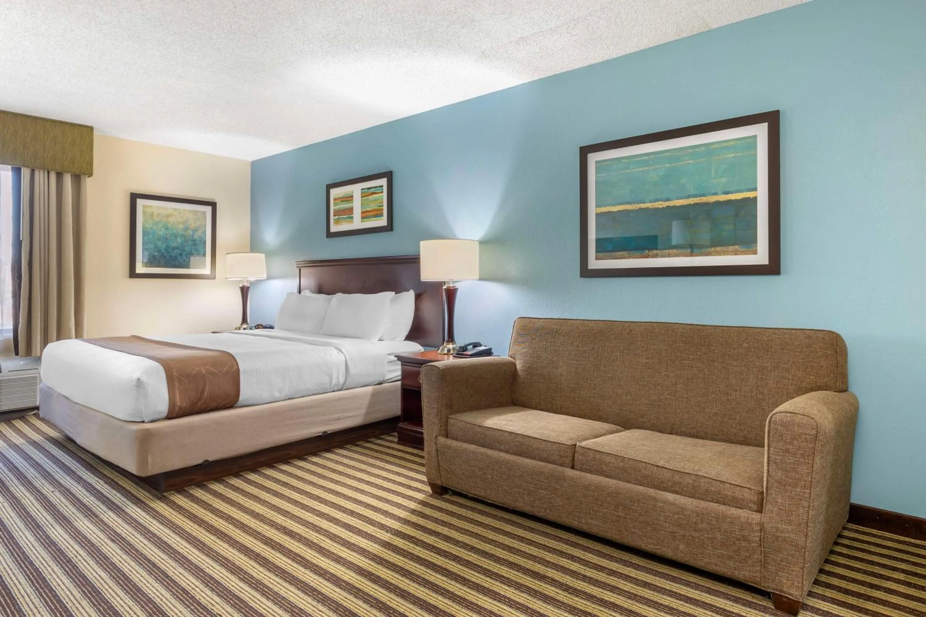 Bedroom, Bed in Best Western Plus Sikeston