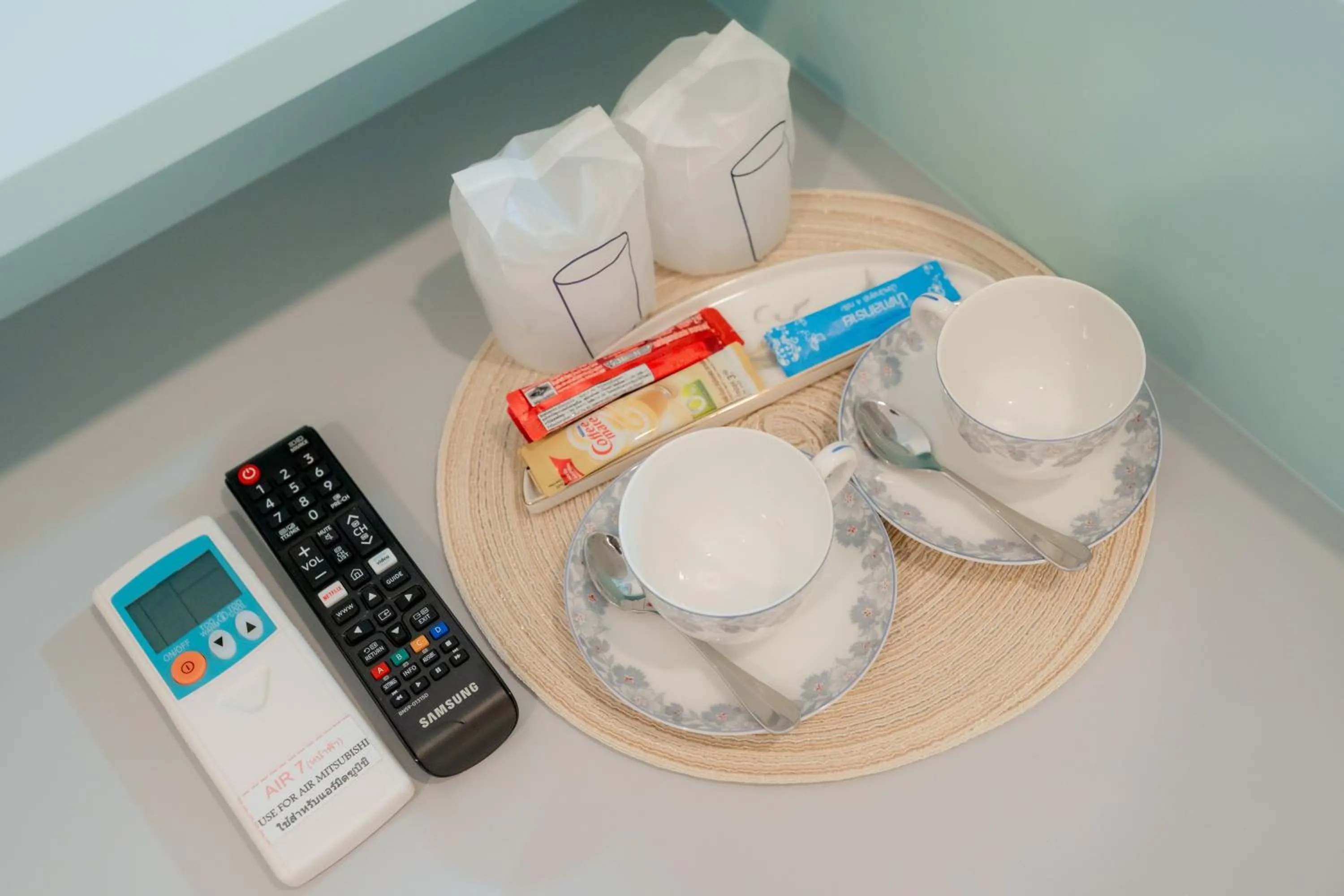 Coffee/tea facilities in Apo Hotel