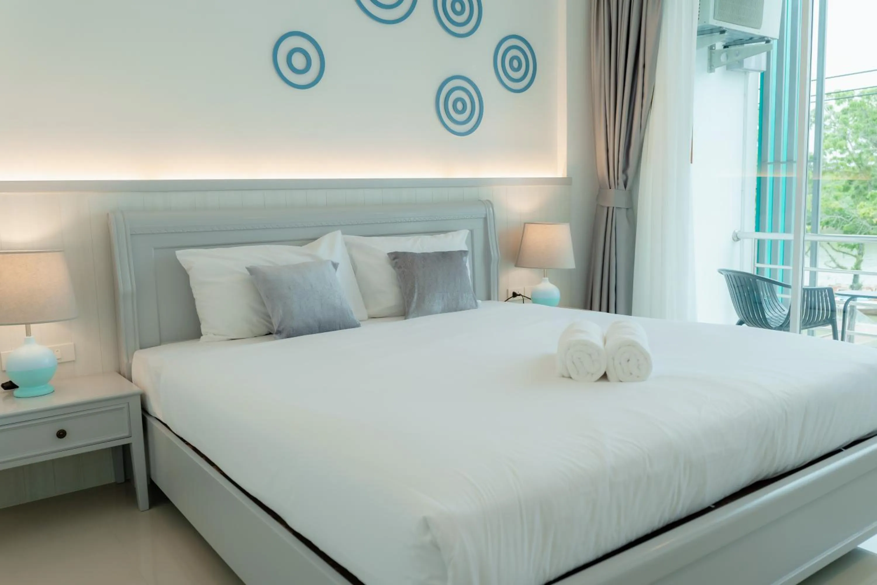 Bedroom, Bed in Apo Hotel