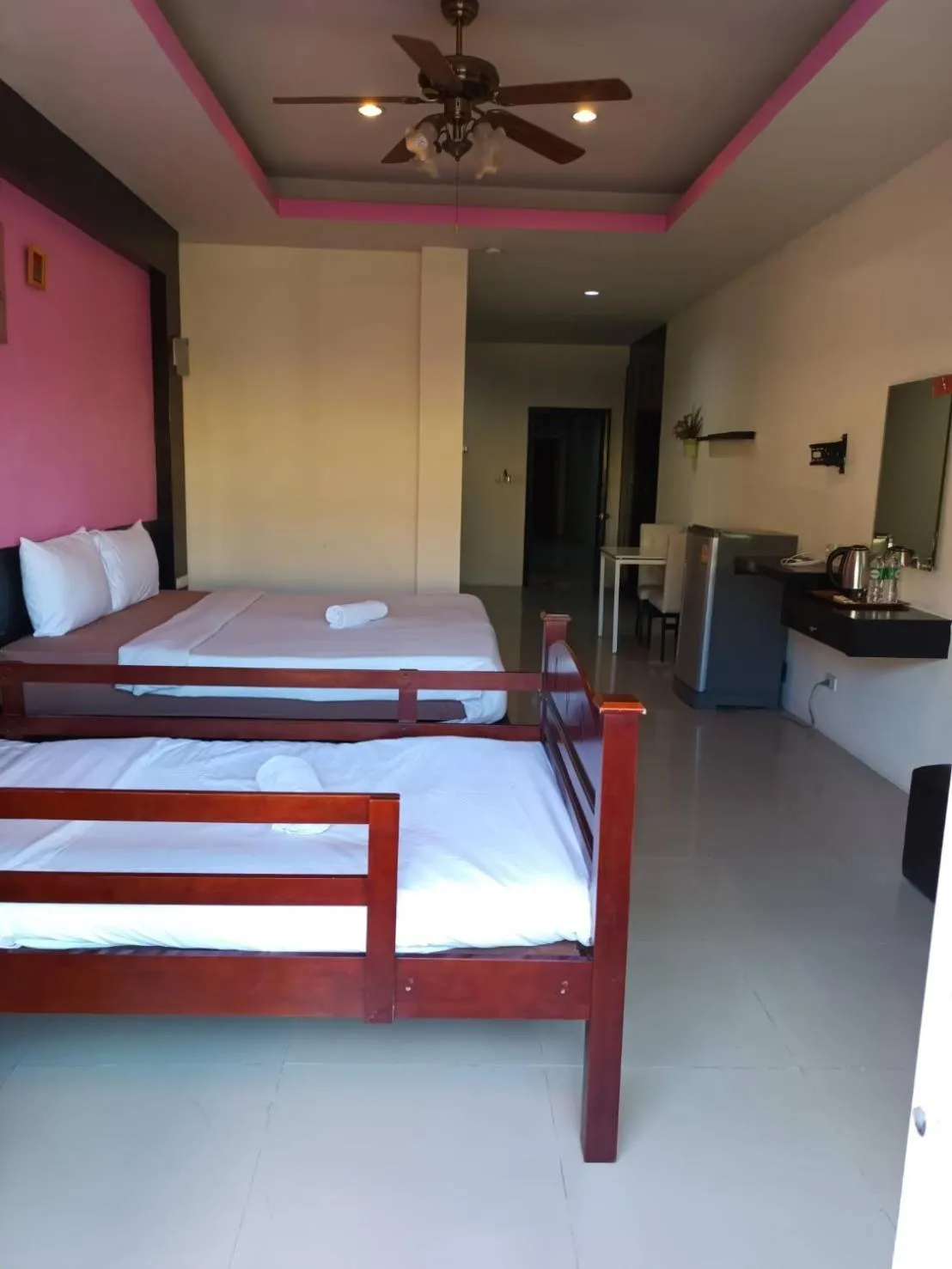 Bed in New Lavender Hotel Patong