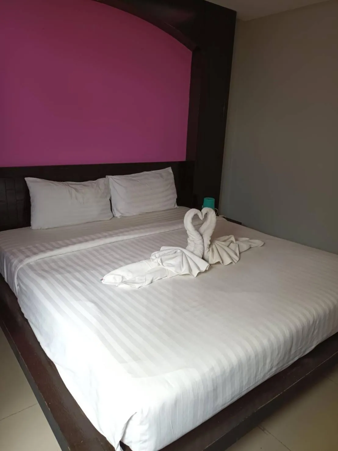 Bed in New Lavender Hotel Patong