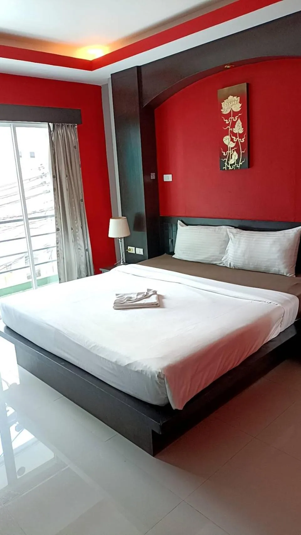 Bed in New Lavender Hotel Patong