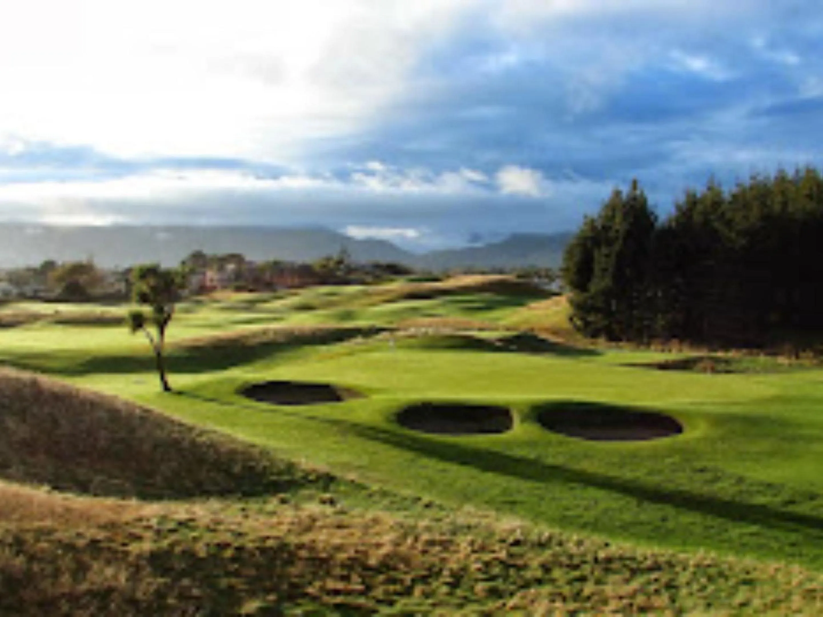 Golfcourse in Raumati Sands Resort