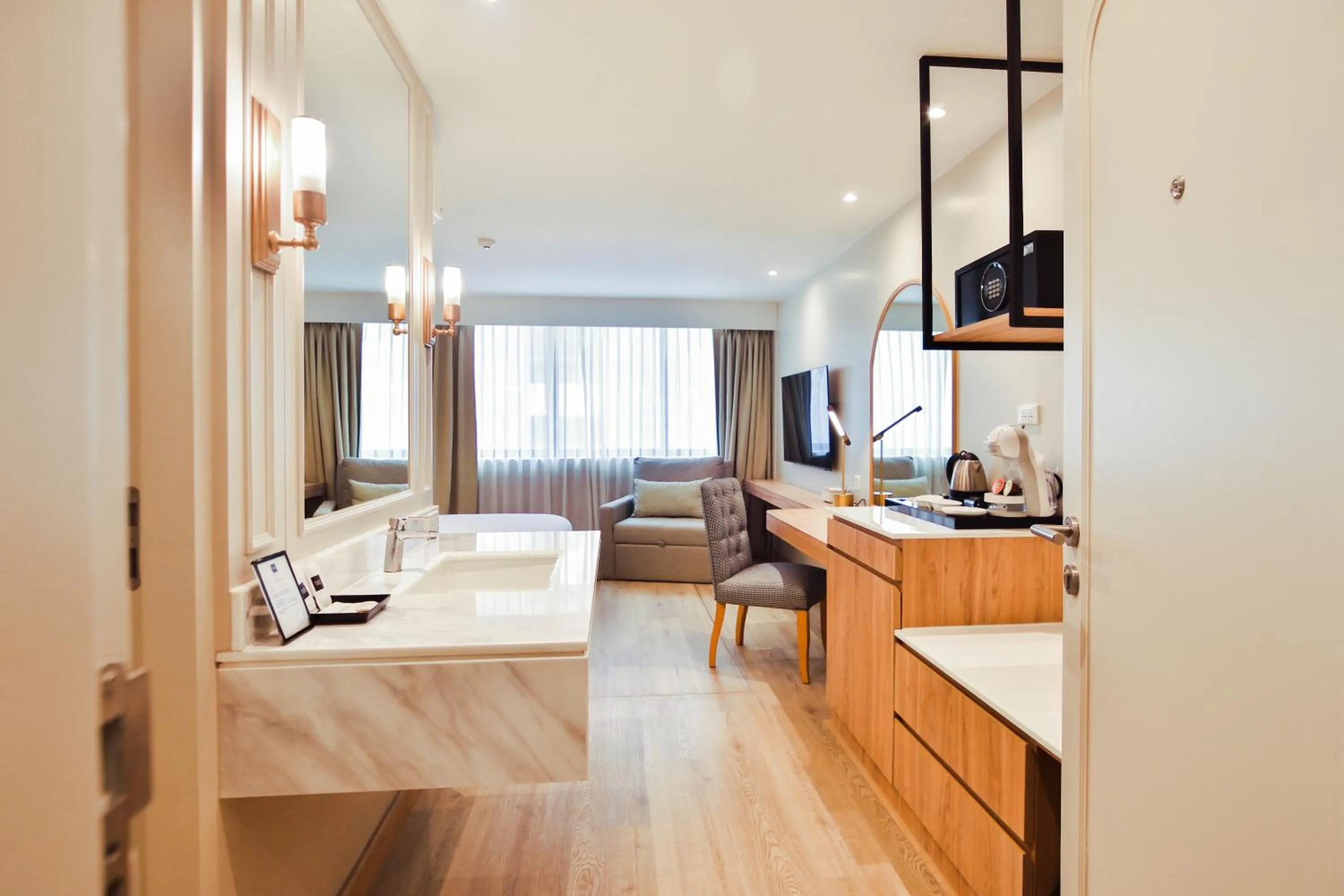 Area and facilities, Bed in THEE Bangkok by TH District "newly renovated"