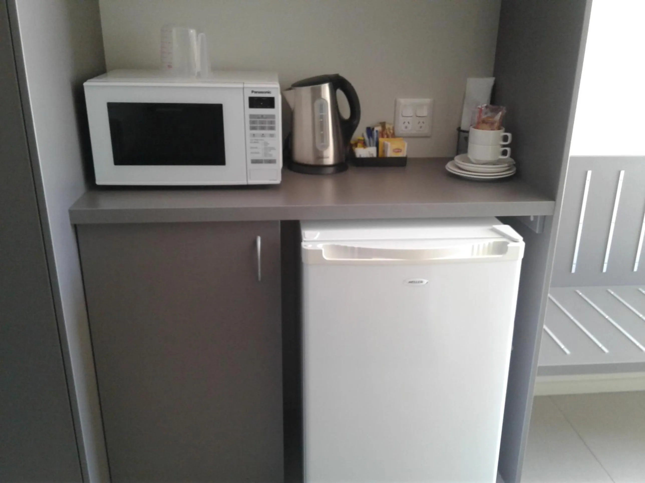 Kitchen or kitchenette in Royal Motel Miles