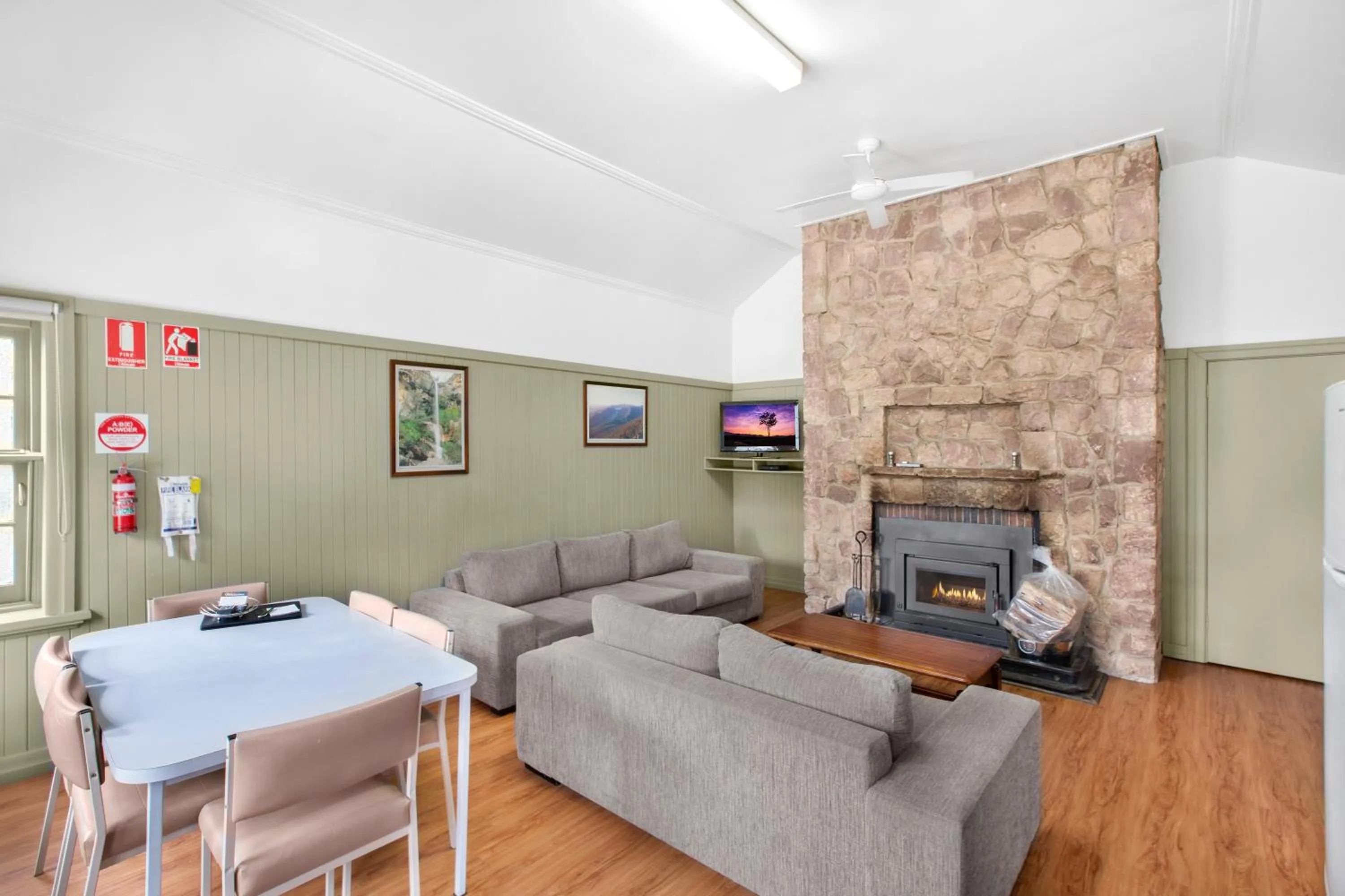 TV and multimedia in Breeze Holiday Parks - Halls Gap