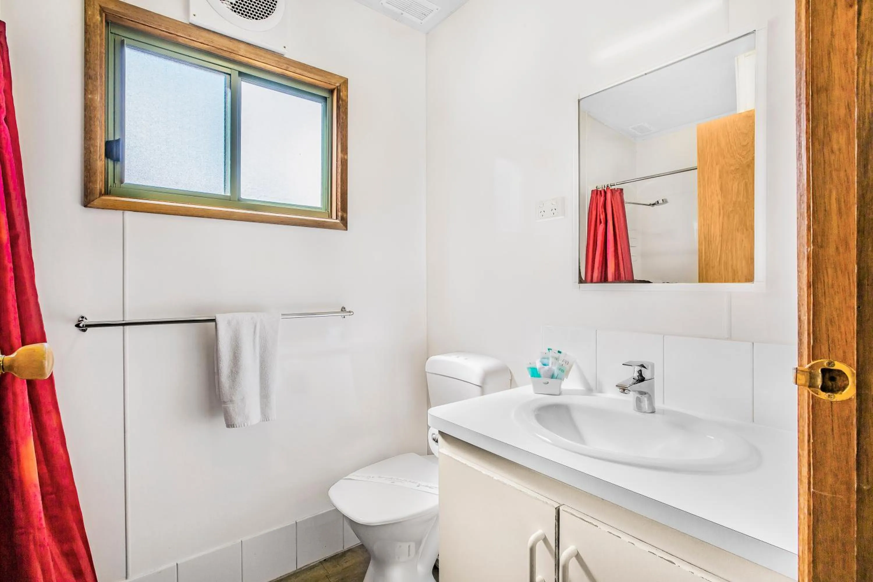 Shower in Breeze Holiday Parks - Halls Gap