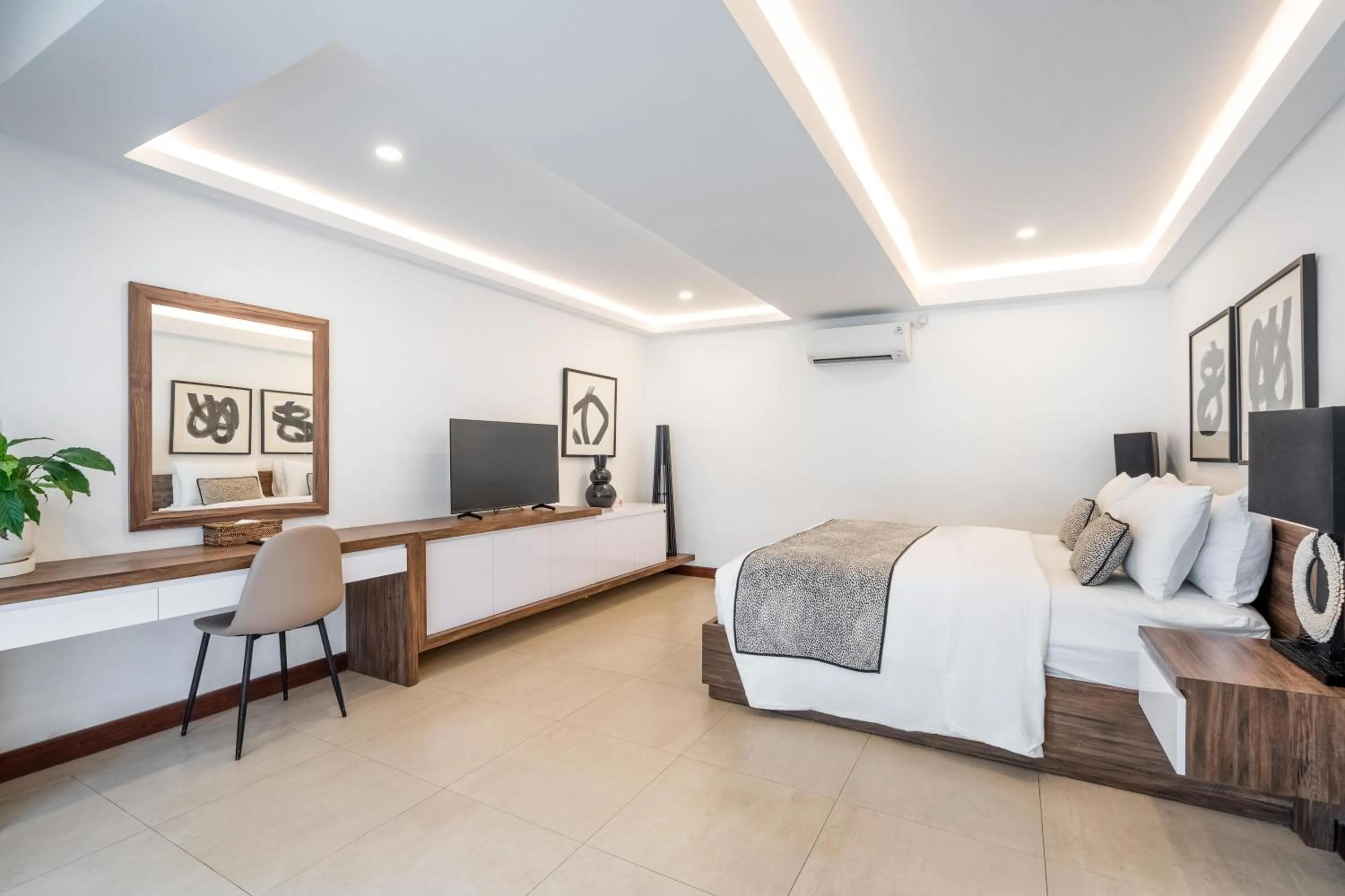 Bedroom, Bed in Vienna Villas by Great Bali Villas