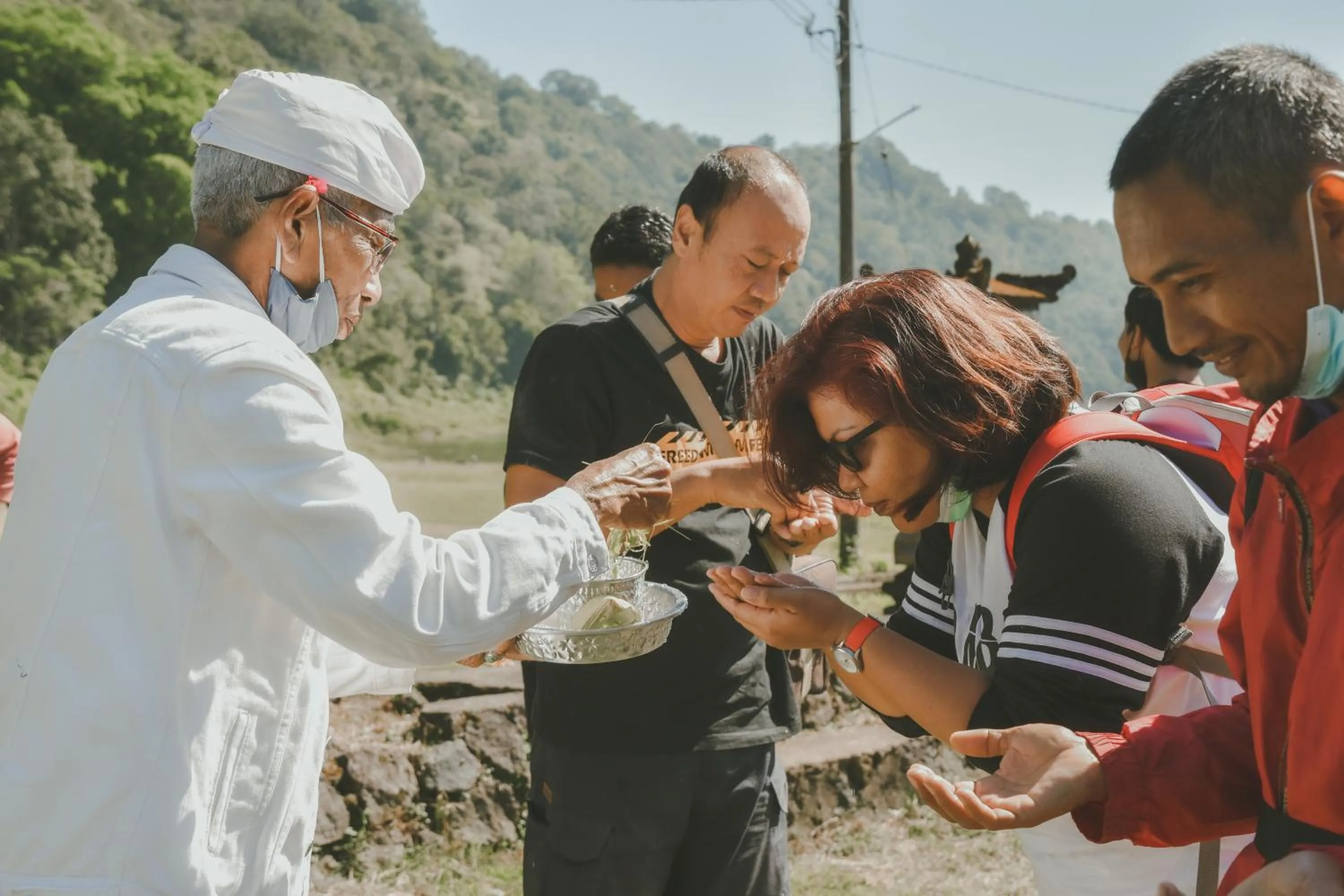 People in Lesong Hotel and Restaurant