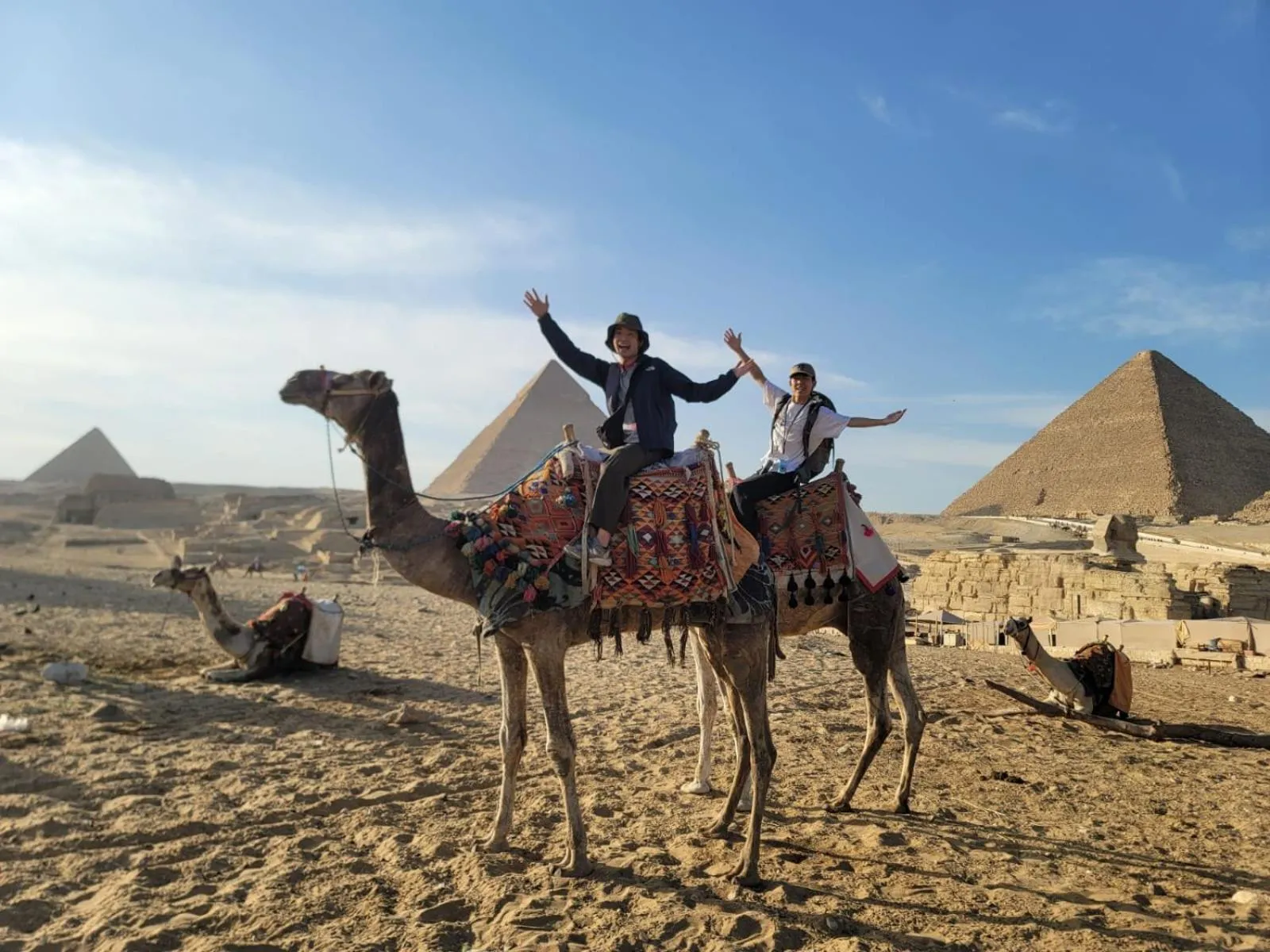 Horse-riding in AlaskaPyramidsView