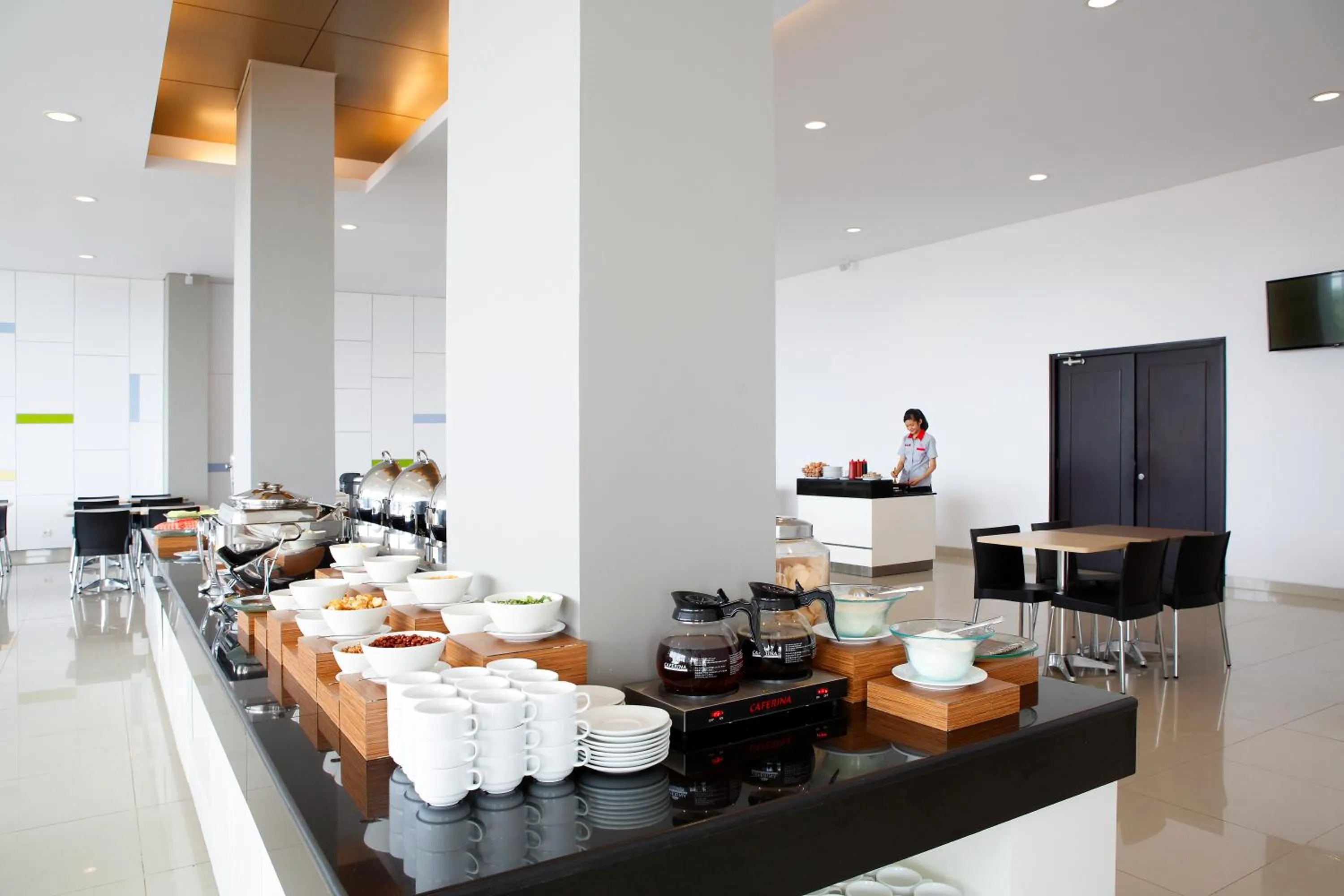 Restaurant/places to eat in Amaris Hotel Palembang