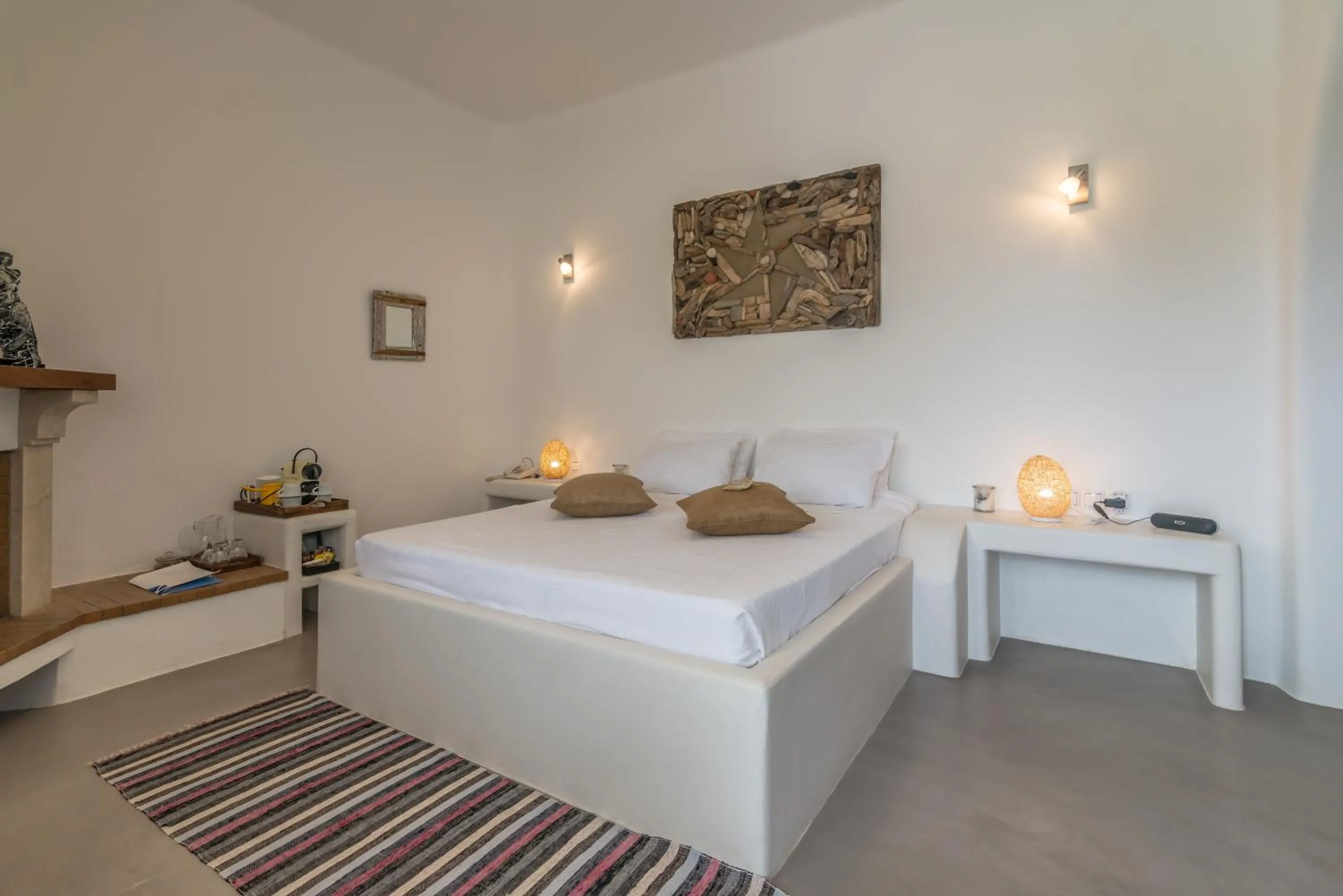 Photo of the whole room, Bed in Eiriana Luxury Suites