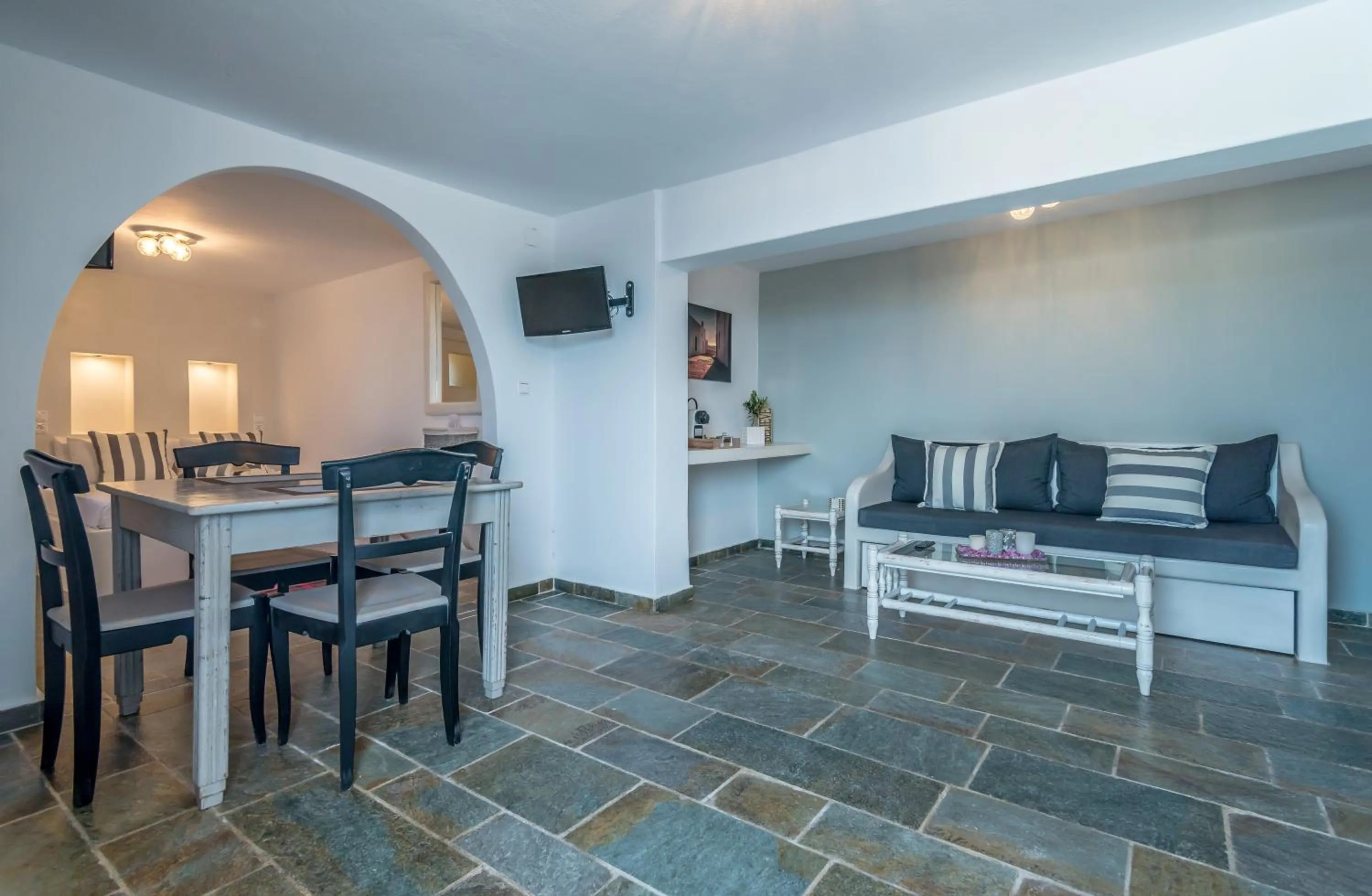 Living room in Eiriana Luxury Suites