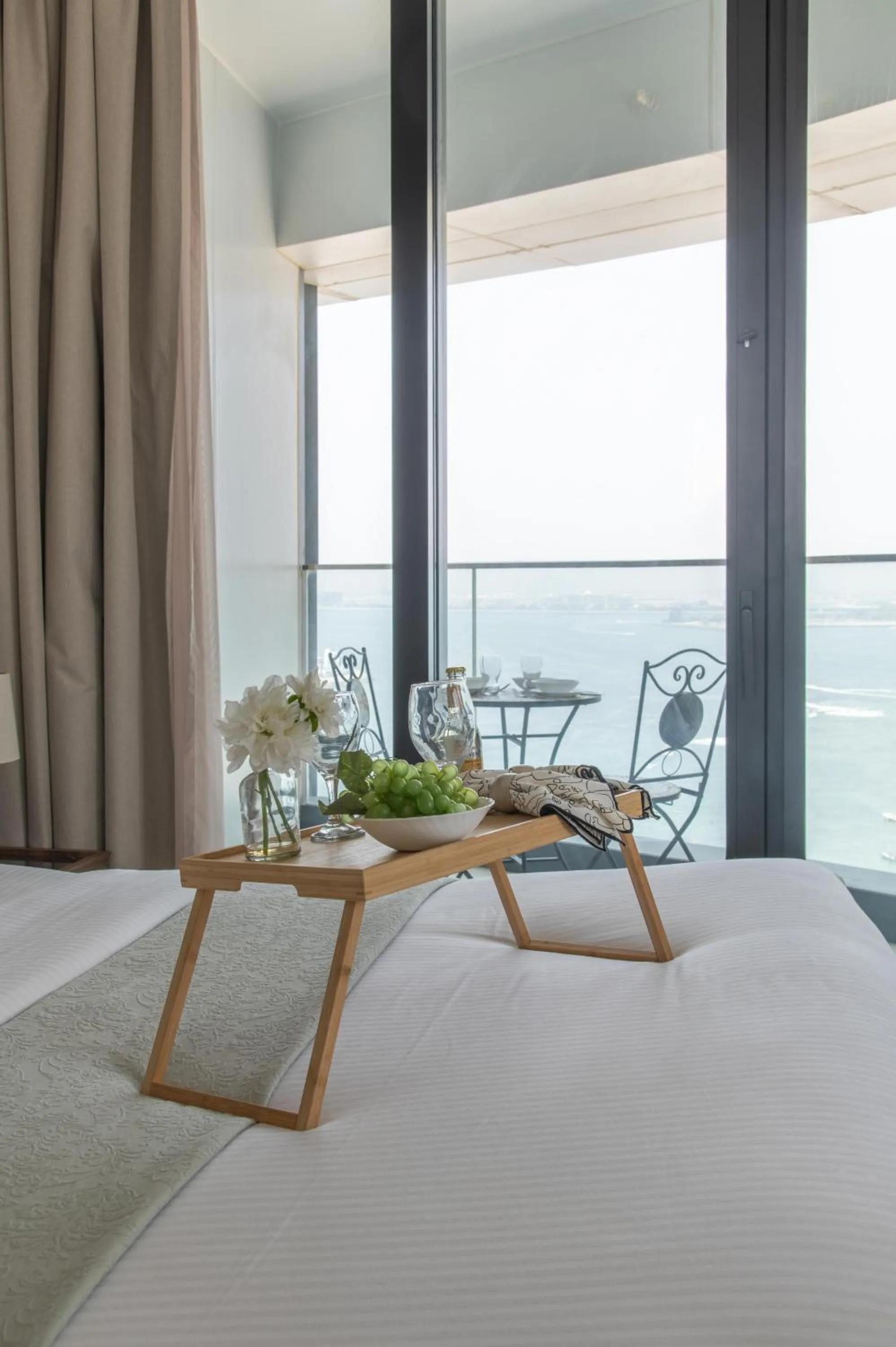 Decorative detail, Bed in Frank Porter - The Address JBR