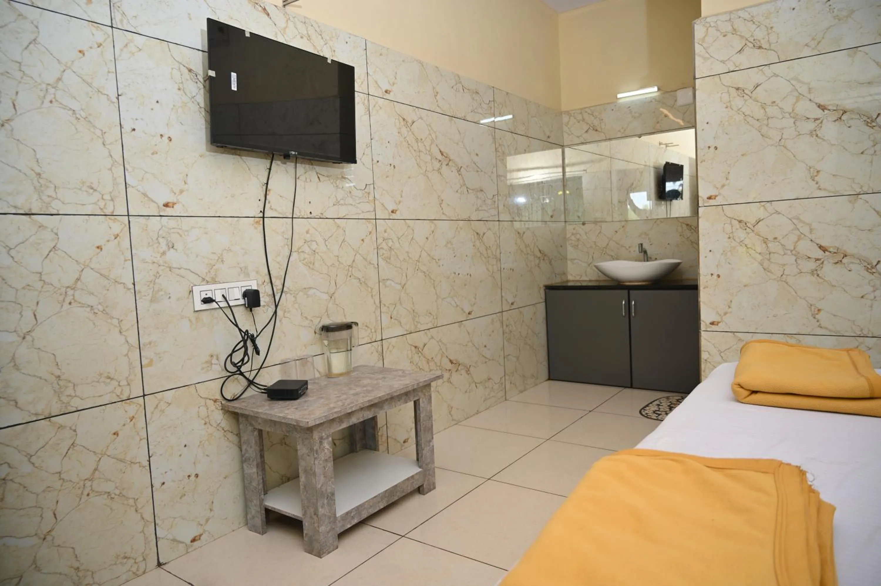 Bed in Blue Pearl Beach Guest House