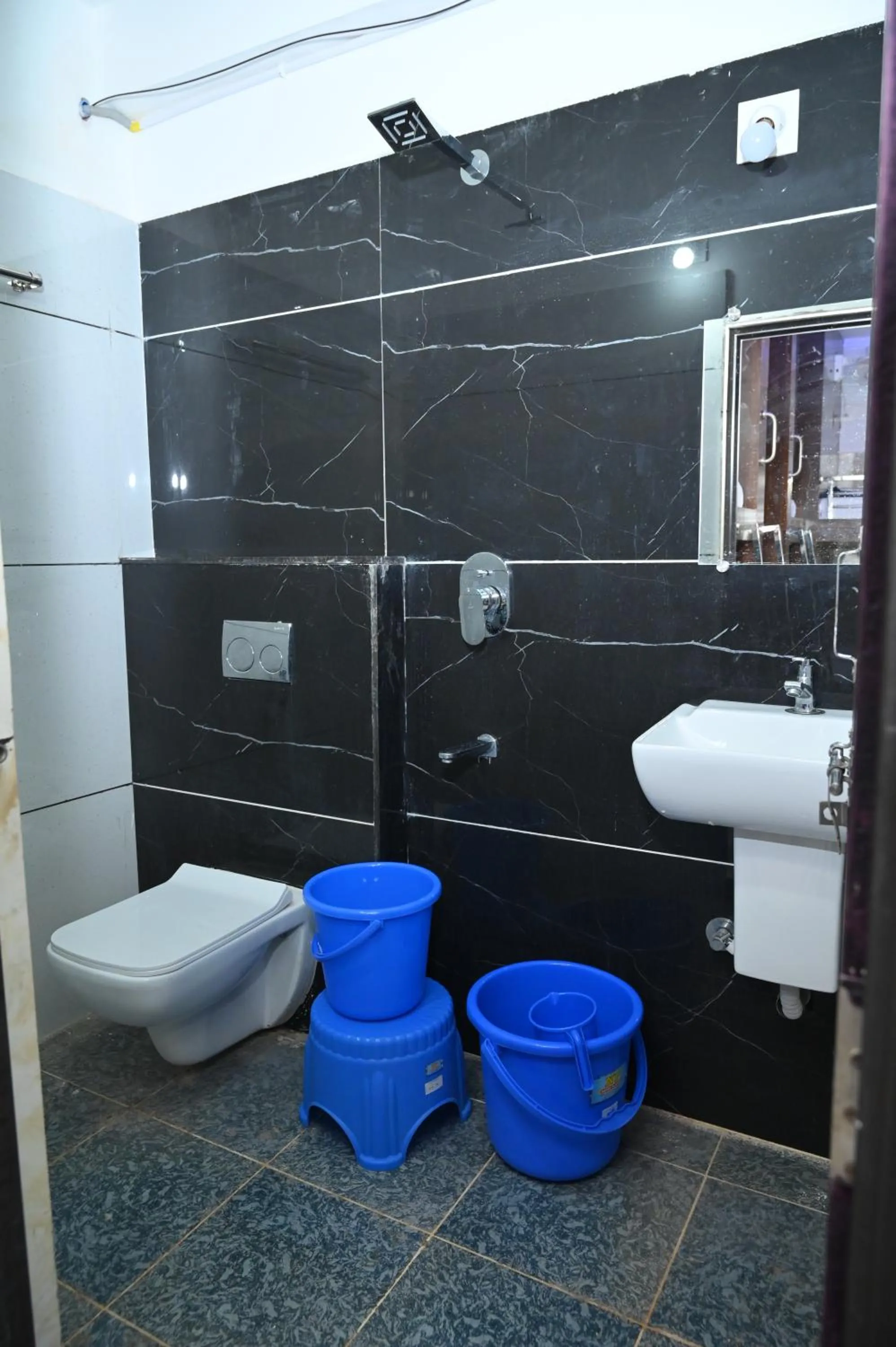 Bathroom in Blue Pearl Beach Guest House