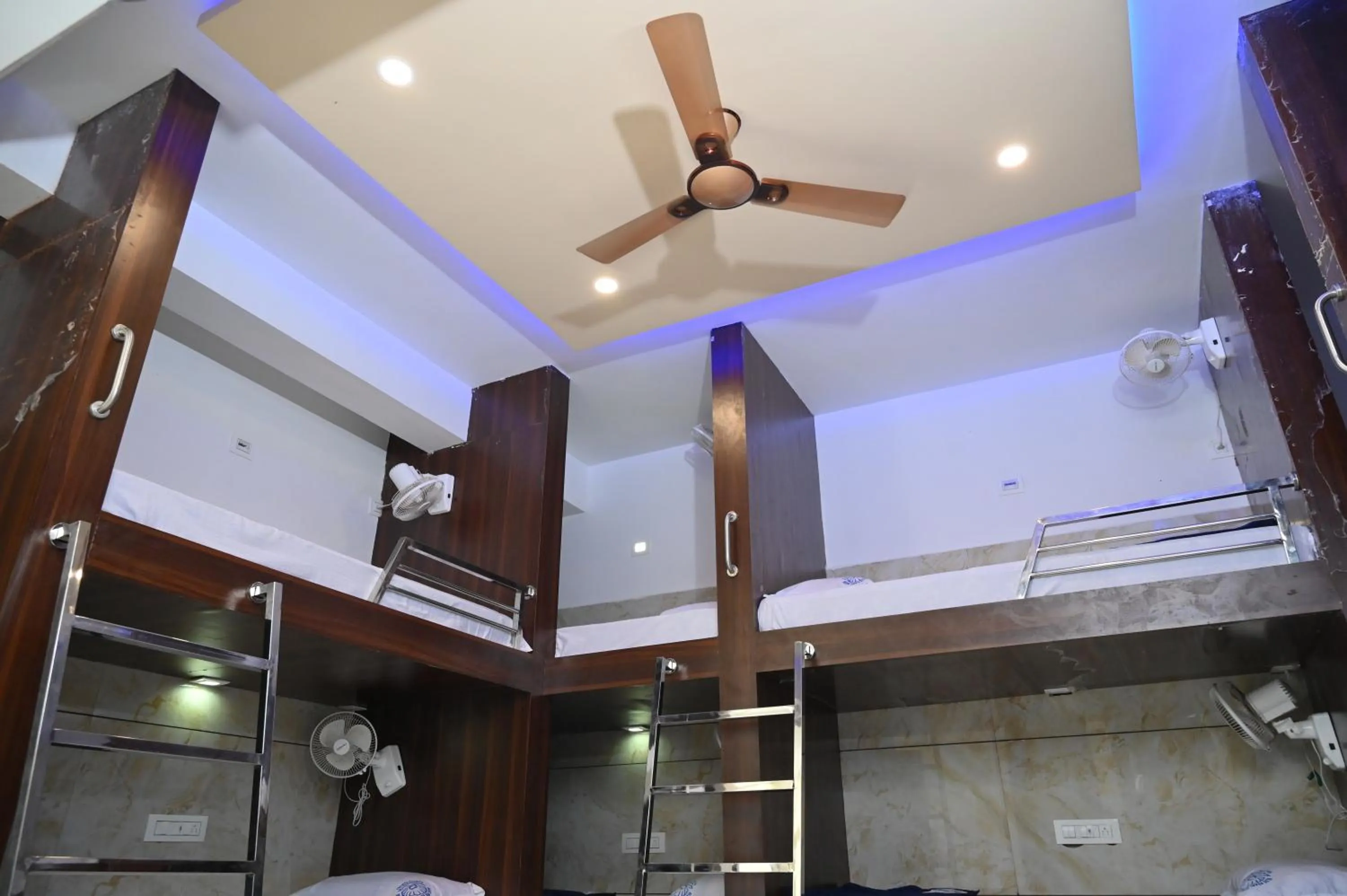 bunk bed in Blue Pearl Beach Guest House