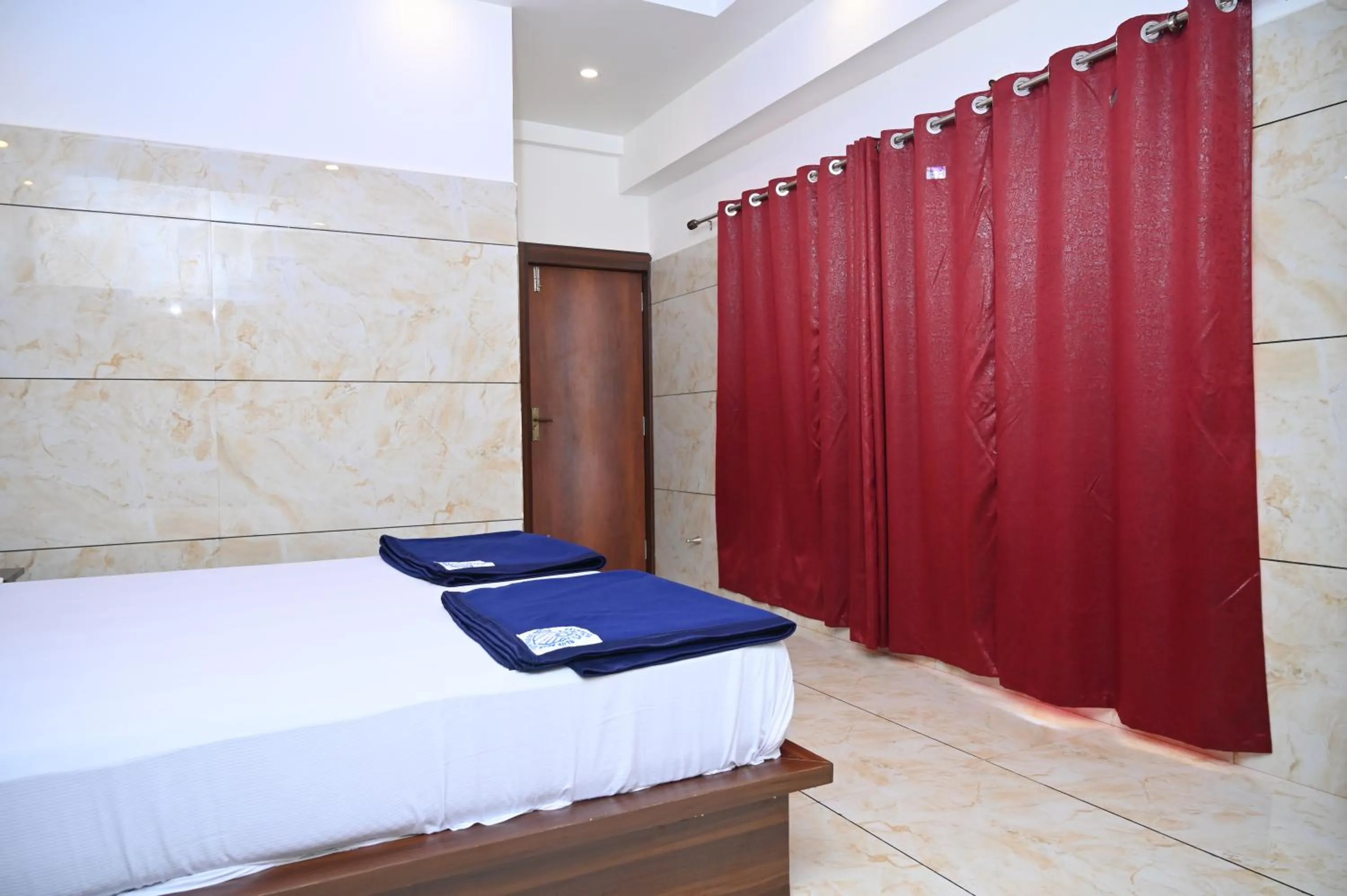 Bedroom, Bed in Blue Pearl Beach Guest House