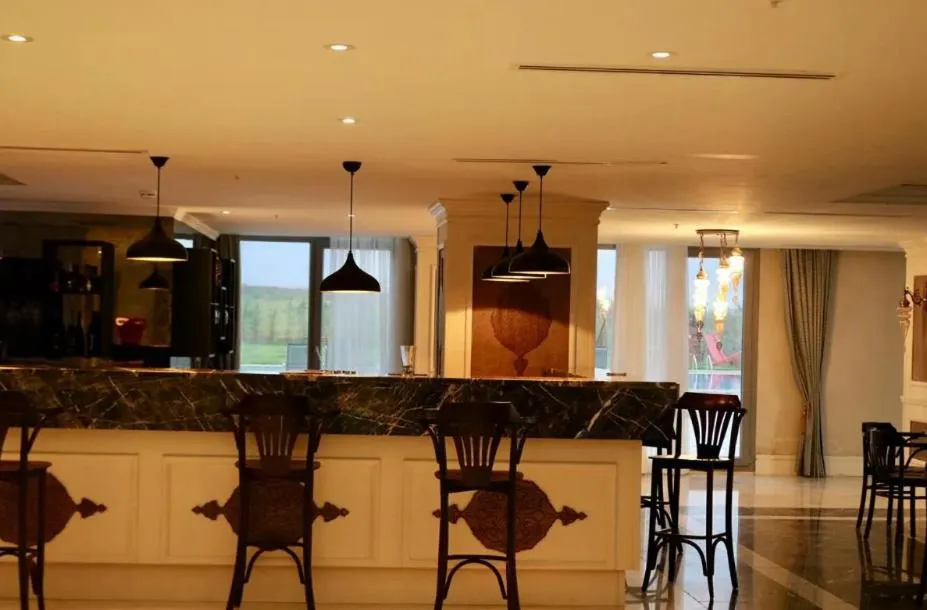 Seating area in Burgaz İzer Hotel