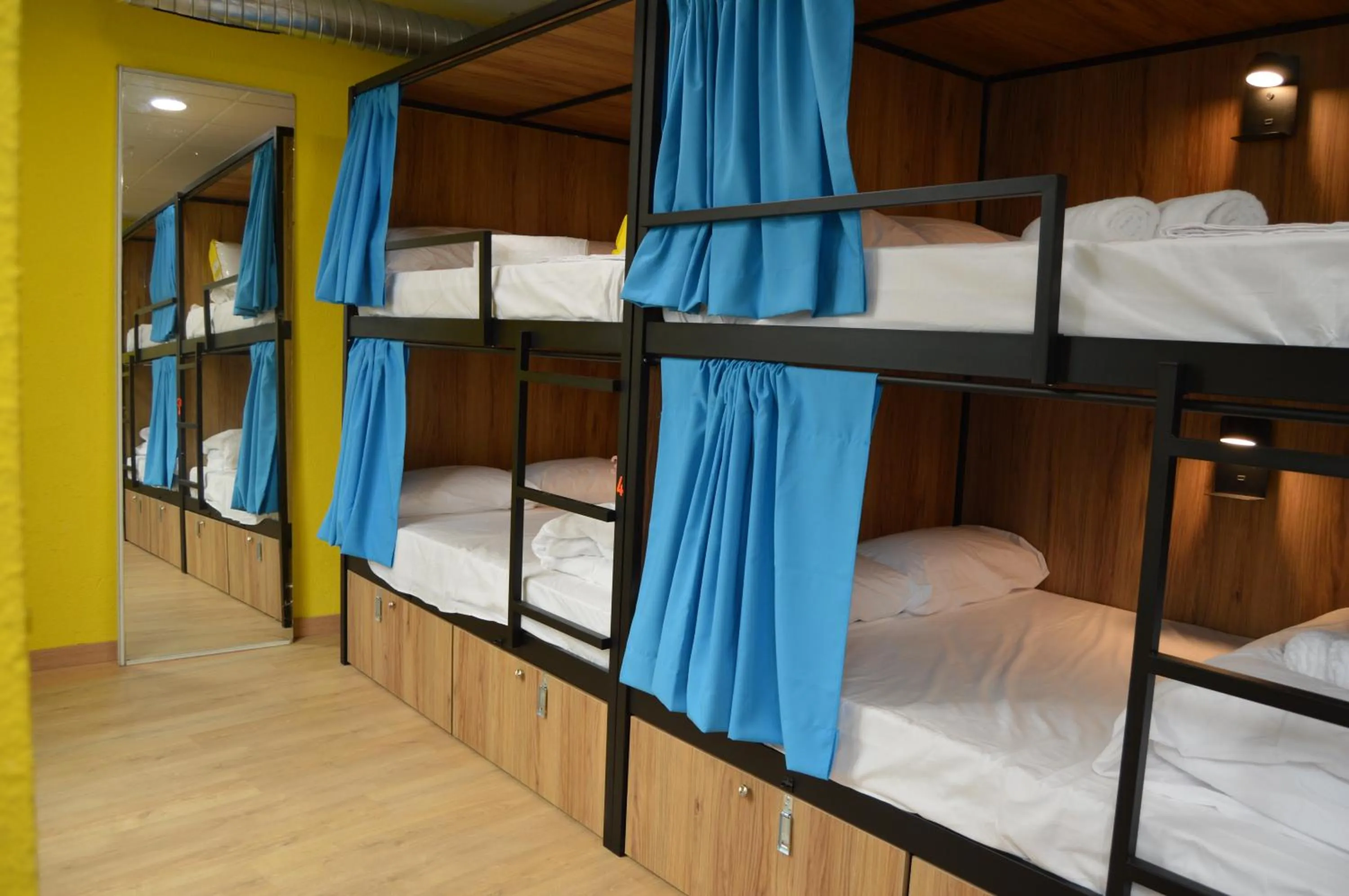 Bed in Debod Hostel