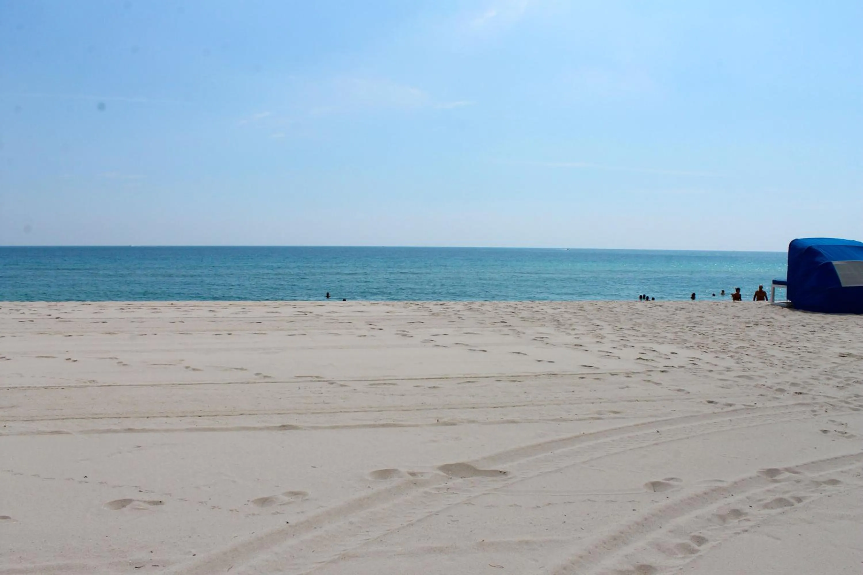 Marenas Resort PRIVATE UNIT daily refresh not included