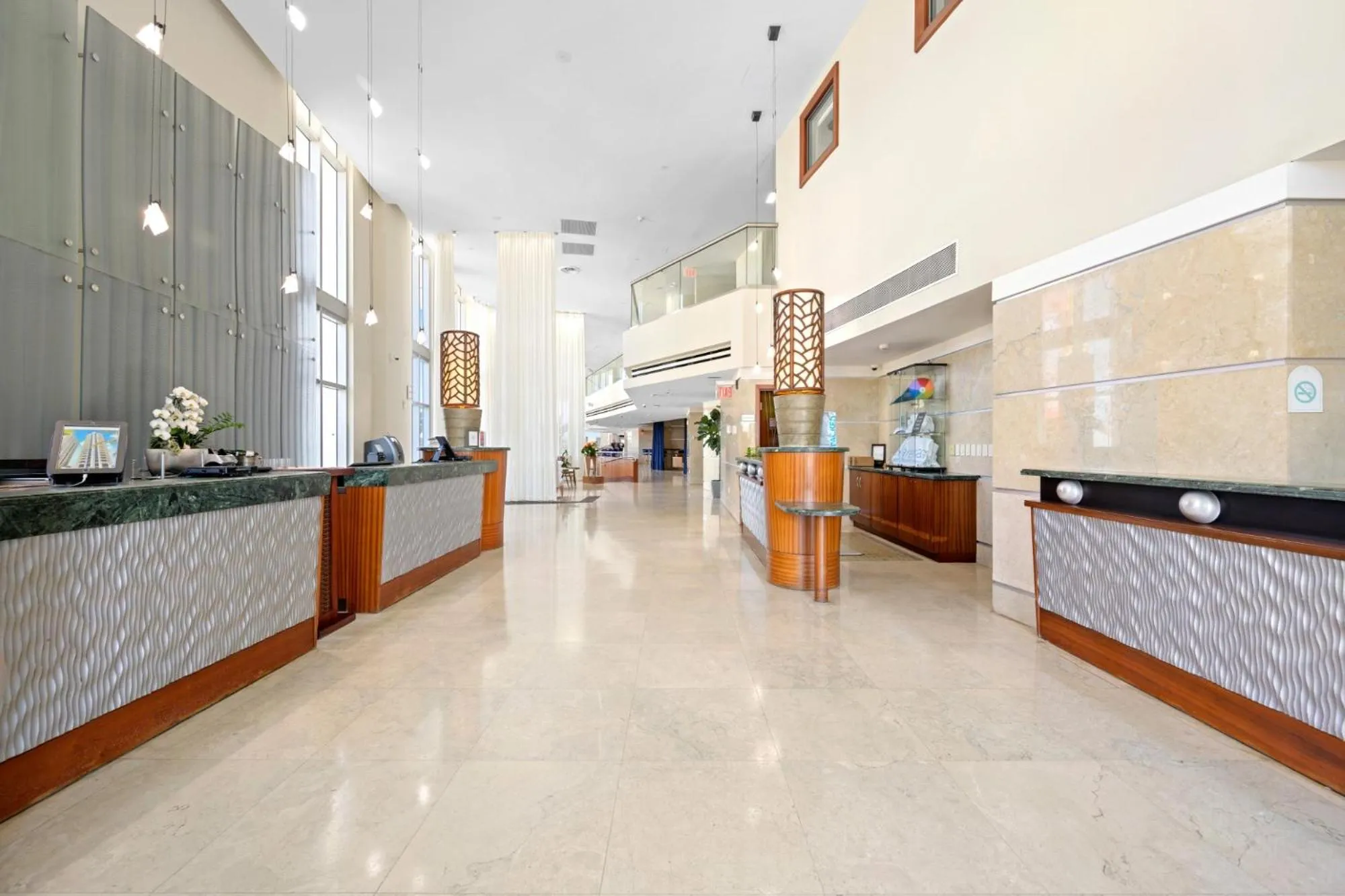 Lobby or reception in Marenas Resort PRIVATE UNIT daily refresh not included