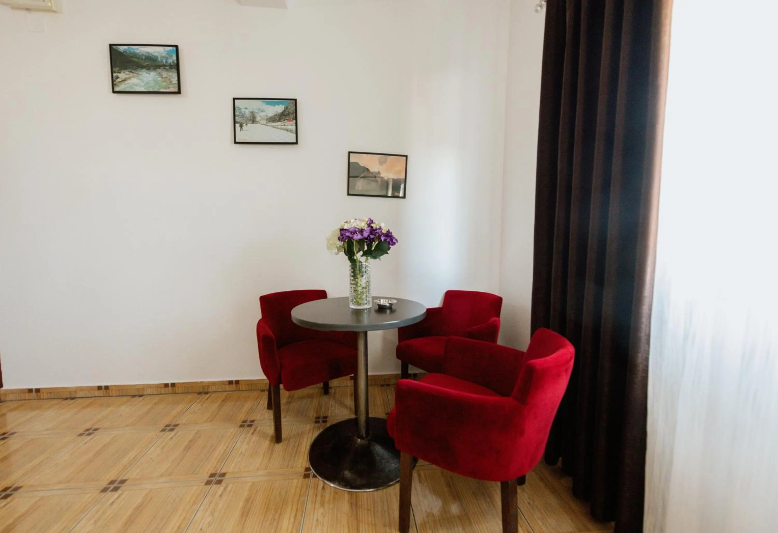 Lobby or reception in Hotel Floga